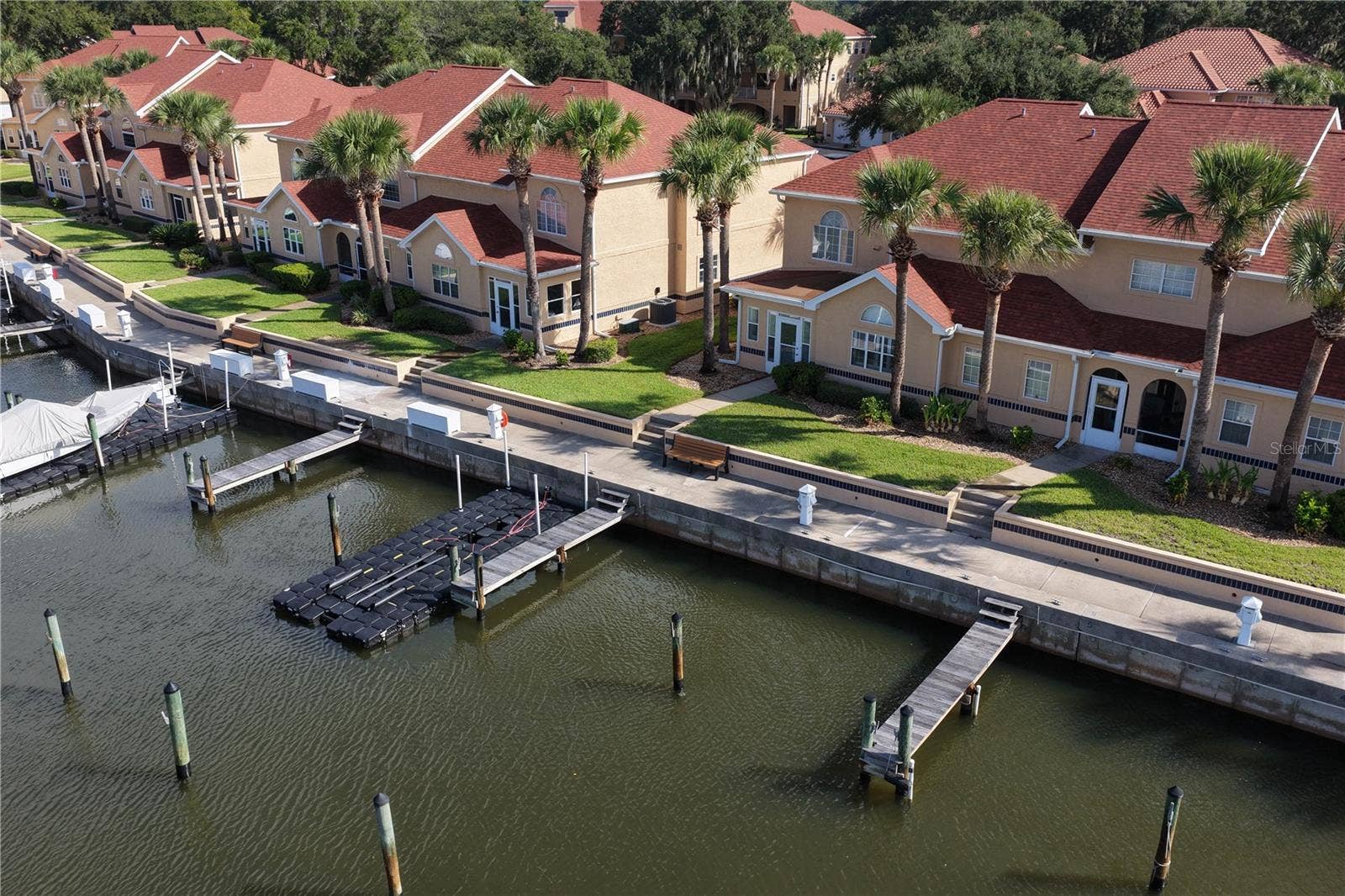 53 RIVERS EDGE LANE, Palm Coast, FL 32137