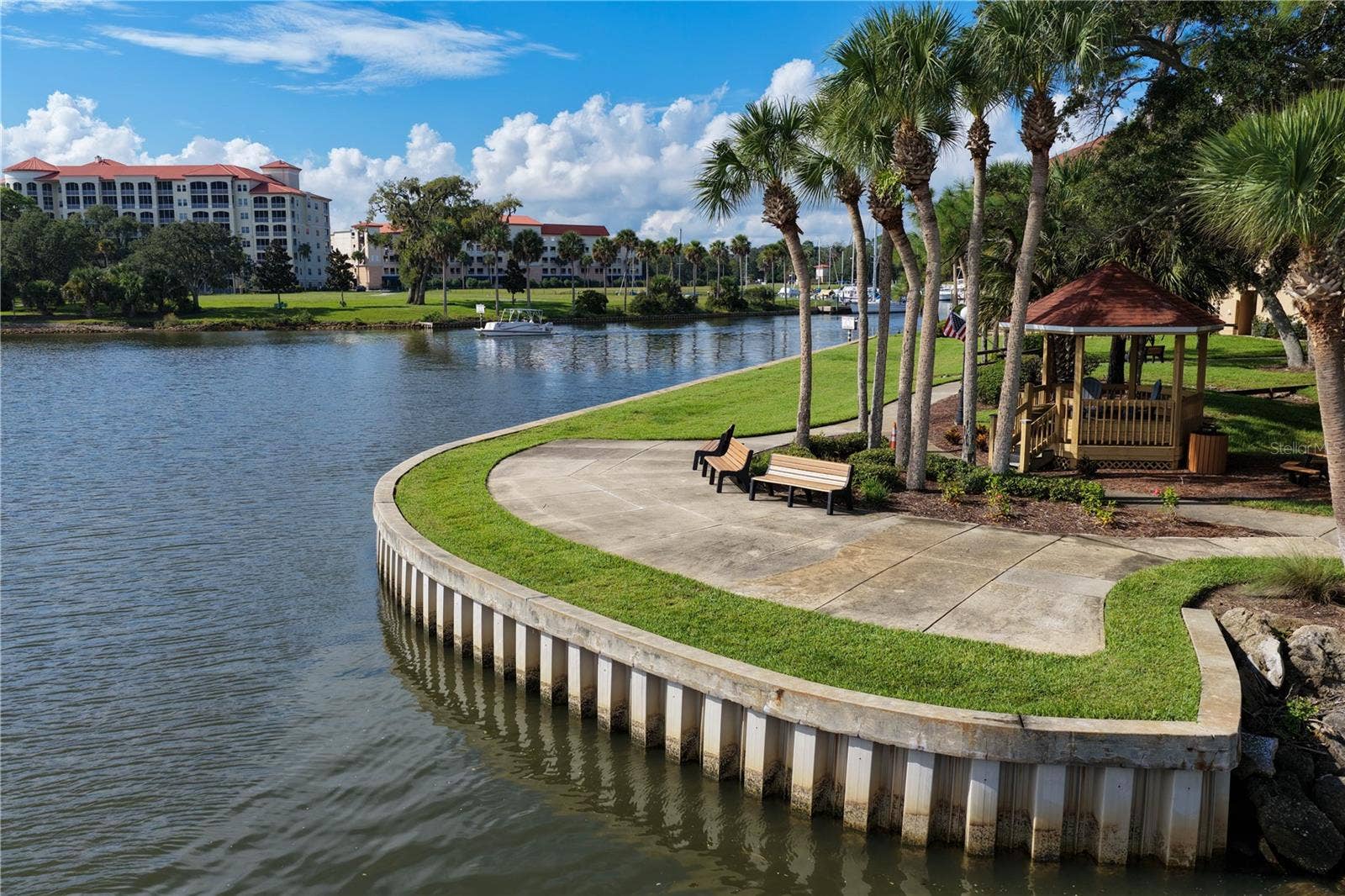 53 RIVERS EDGE LANE, Palm Coast, FL 32137