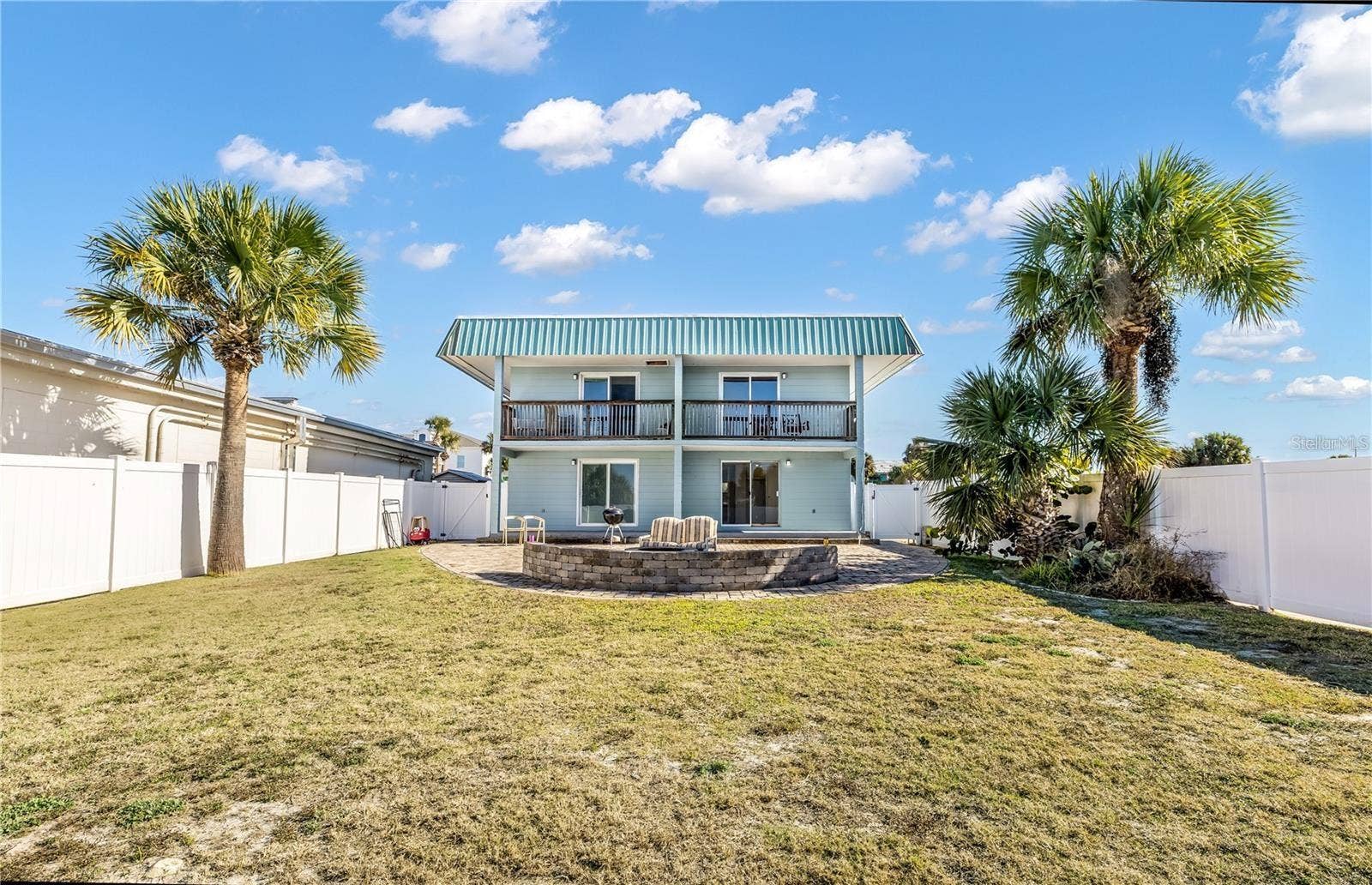212 S DAYTONA AVENUE, Flagler Beach, FL 32136