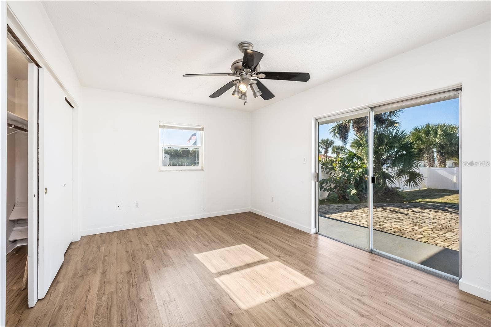 212 S DAYTONA AVENUE, Flagler Beach, FL 32136