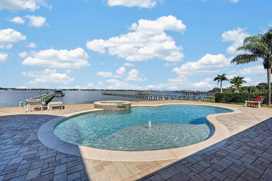 Property photo for 14 GRANVILLE CIRCLE, Daytona Beach, FL