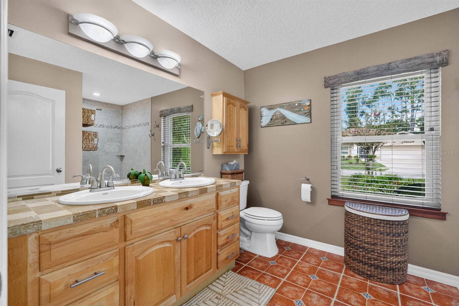 84 ETHAN ALLEN DRIVE, Palm Coast, FL 32164 84 ETHAN ALLEN DRIVE, Palm Coast, FL 32164