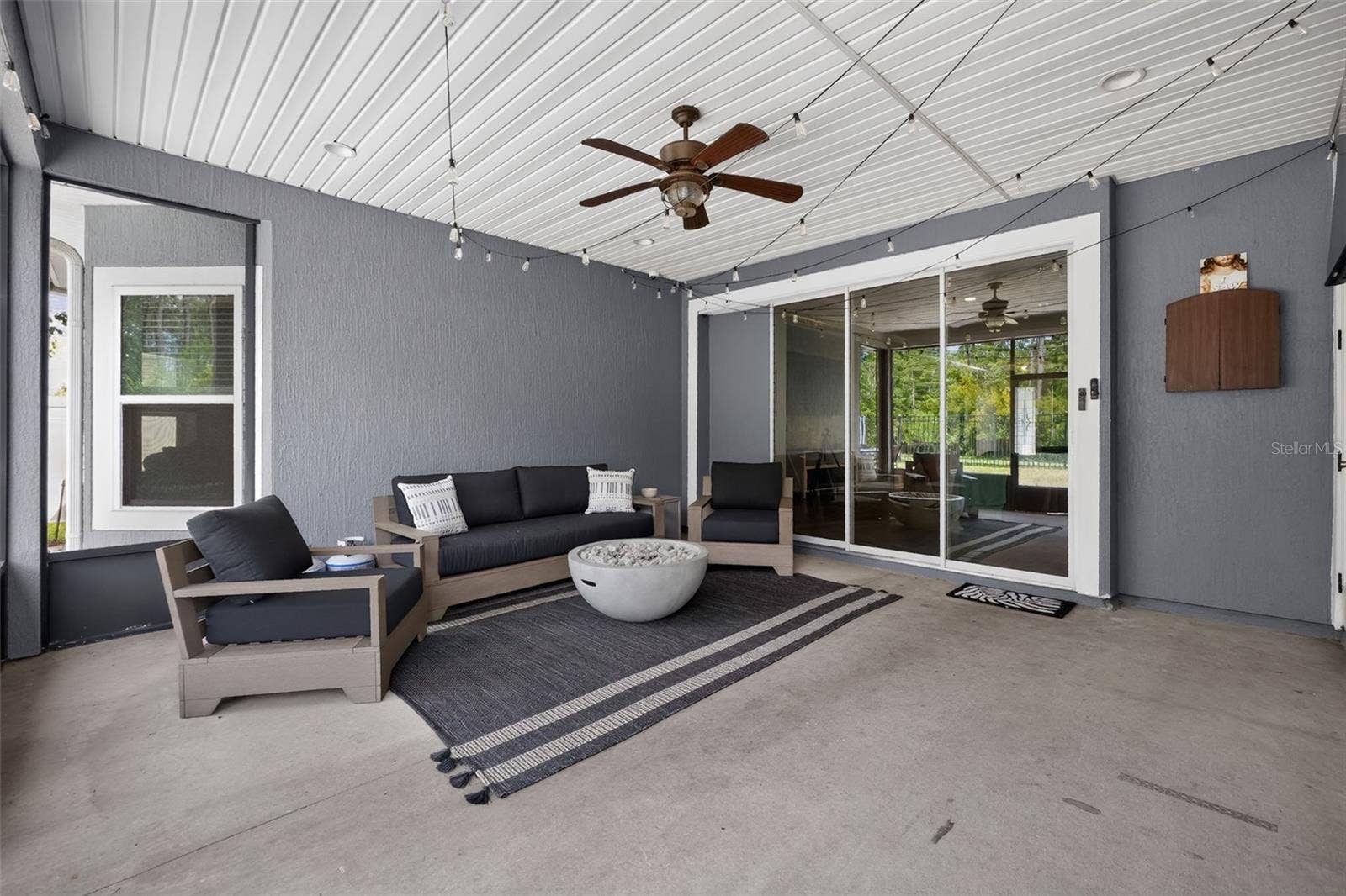 161 S COOPERS HAWK WAY, Palm Coast, FL 32164