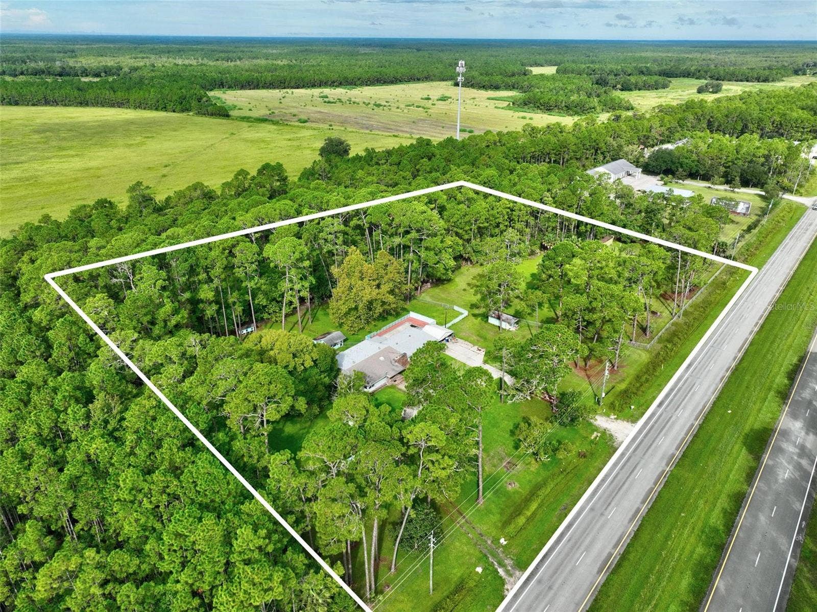 7951 S US HIGHWAY 1, Bunnell, FL 32110 7951 S US HIGHWAY 1, Bunnell, FL 32110