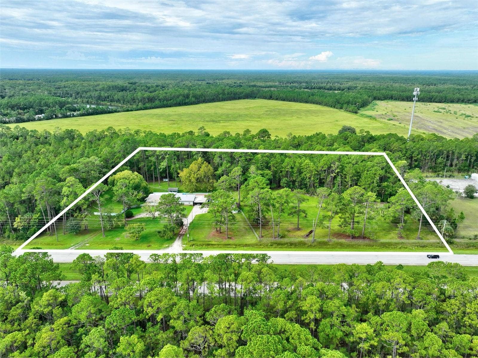 7951 S US HIGHWAY 1, Bunnell, FL 32110 7951 S US HIGHWAY 1, Bunnell, FL 32110