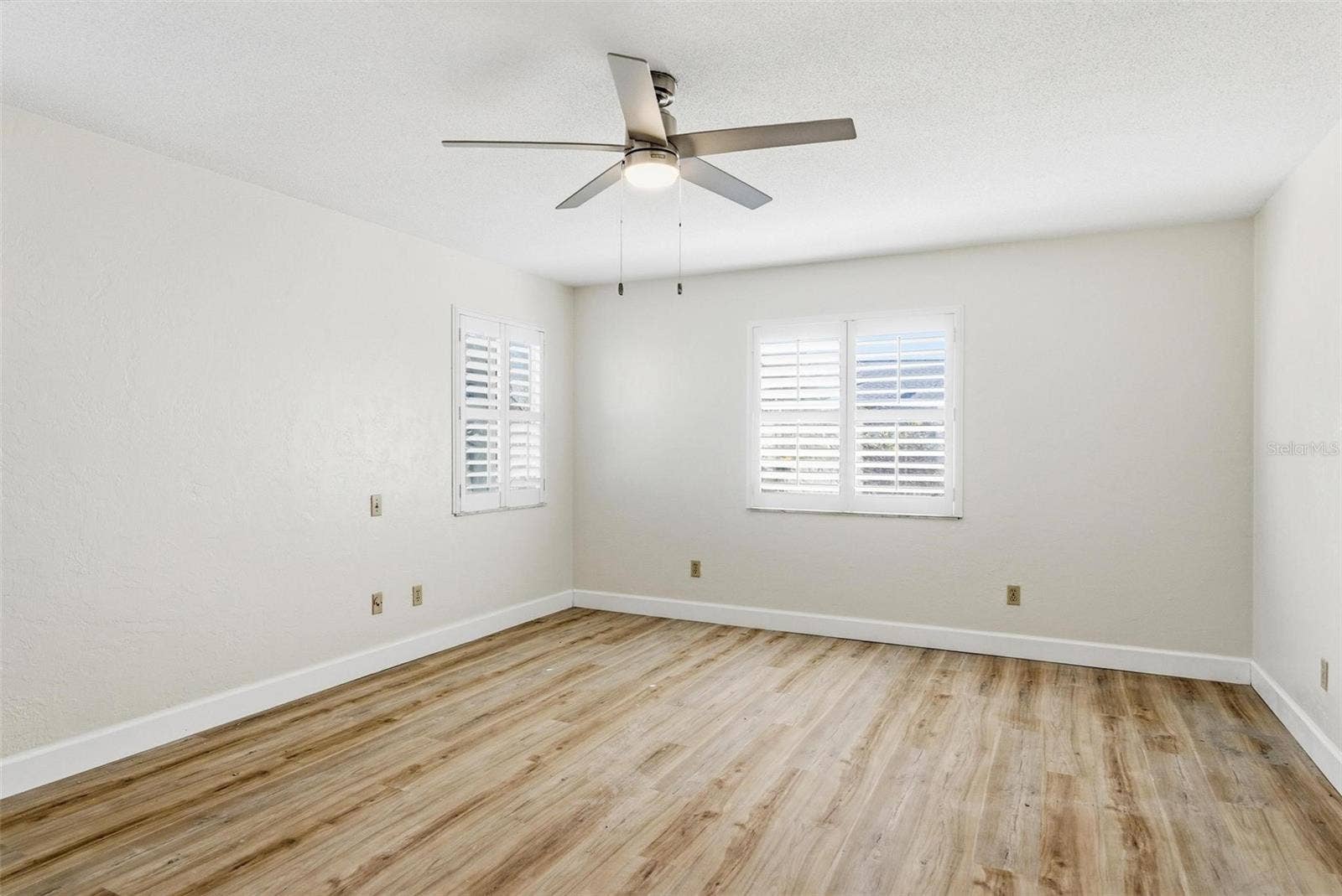 33 E SEA HARBOR, Ormond Beach, FL 32174 33 E SEA HARBOR, Ormond Beach, FL 32174