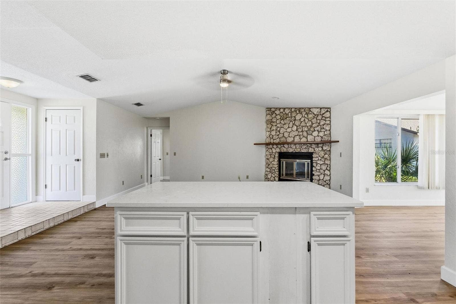 33 E SEA HARBOR, Ormond Beach, FL 32174 33 E SEA HARBOR, Ormond Beach, FL 32174