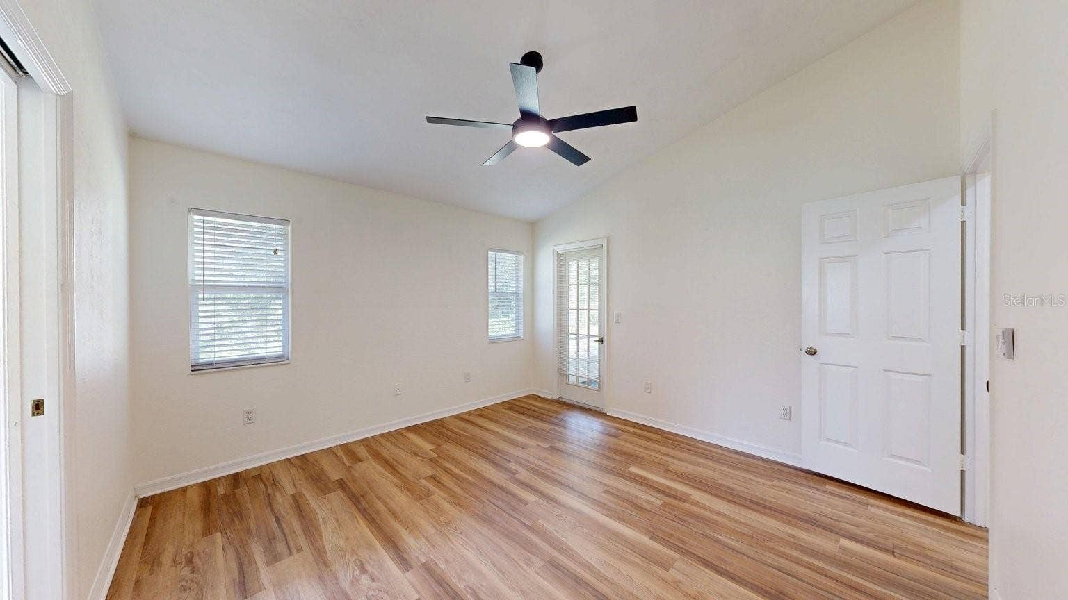 20 RUSSELL DRIVE, Palm Coast, FL 32164