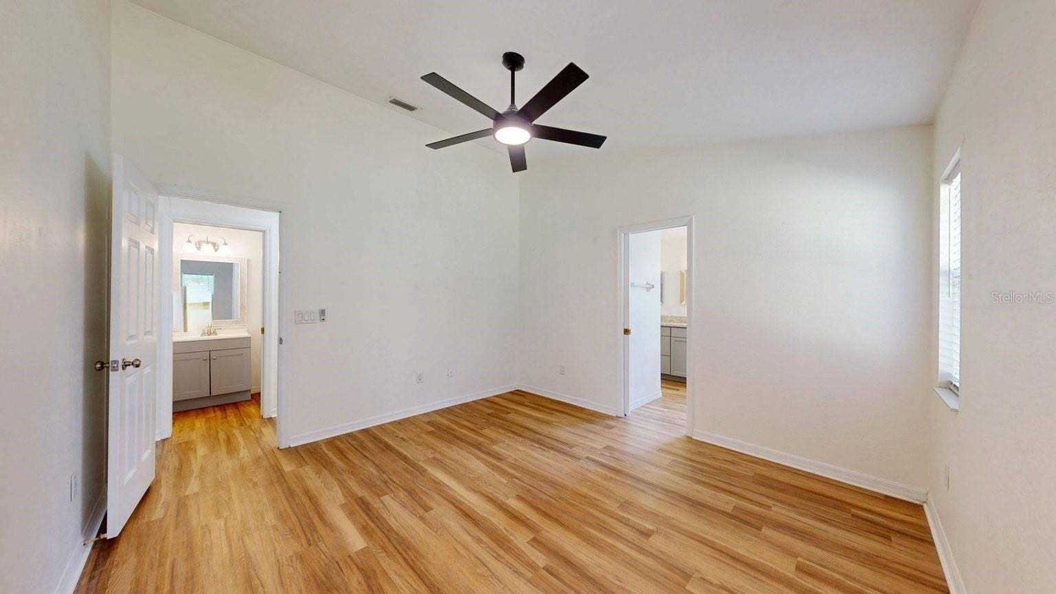 20 RUSSELL DRIVE, Palm Coast, FL 32164