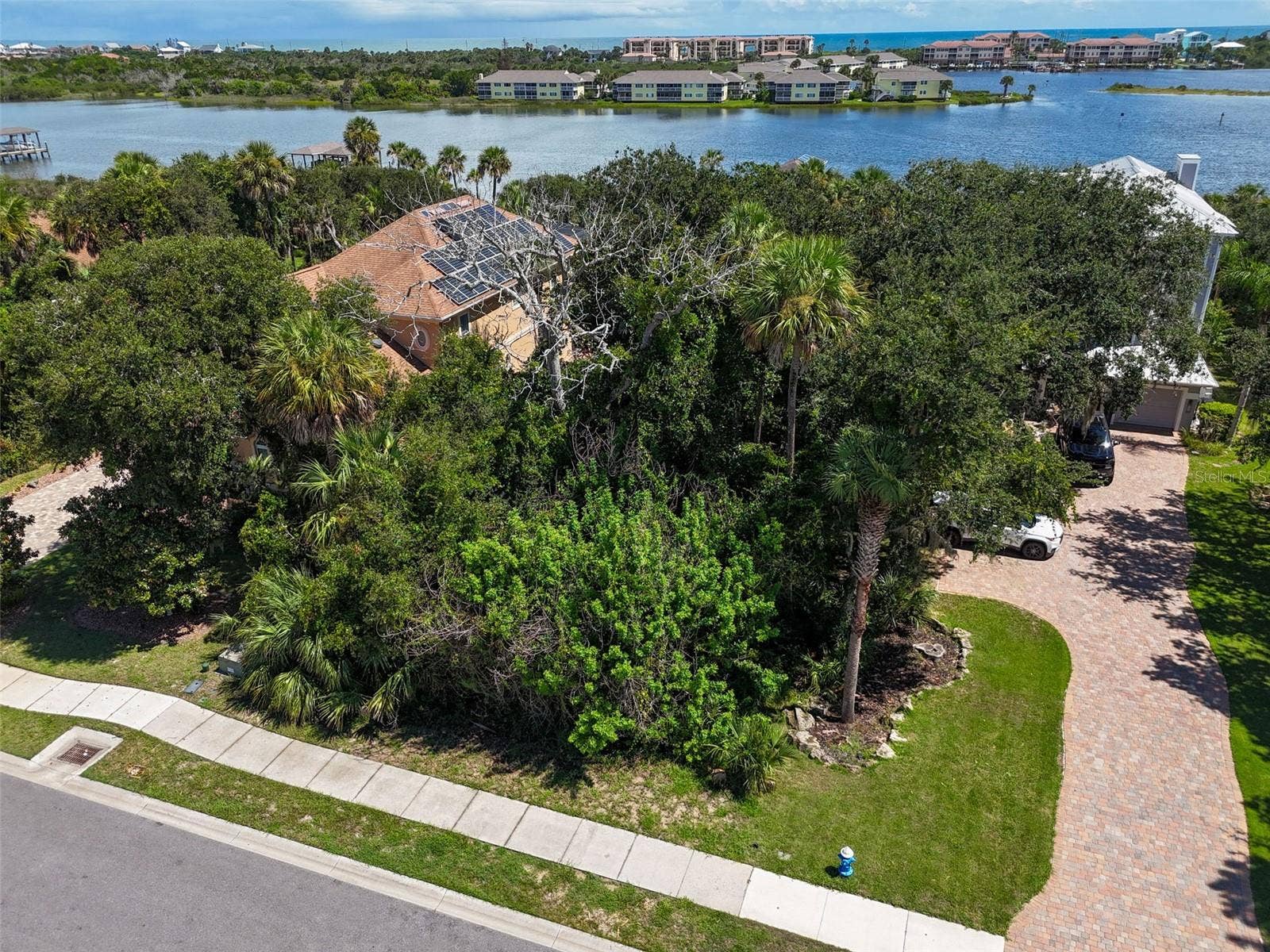 197 S RIVERWALK DRIVE, Palm Coast, FL 32137