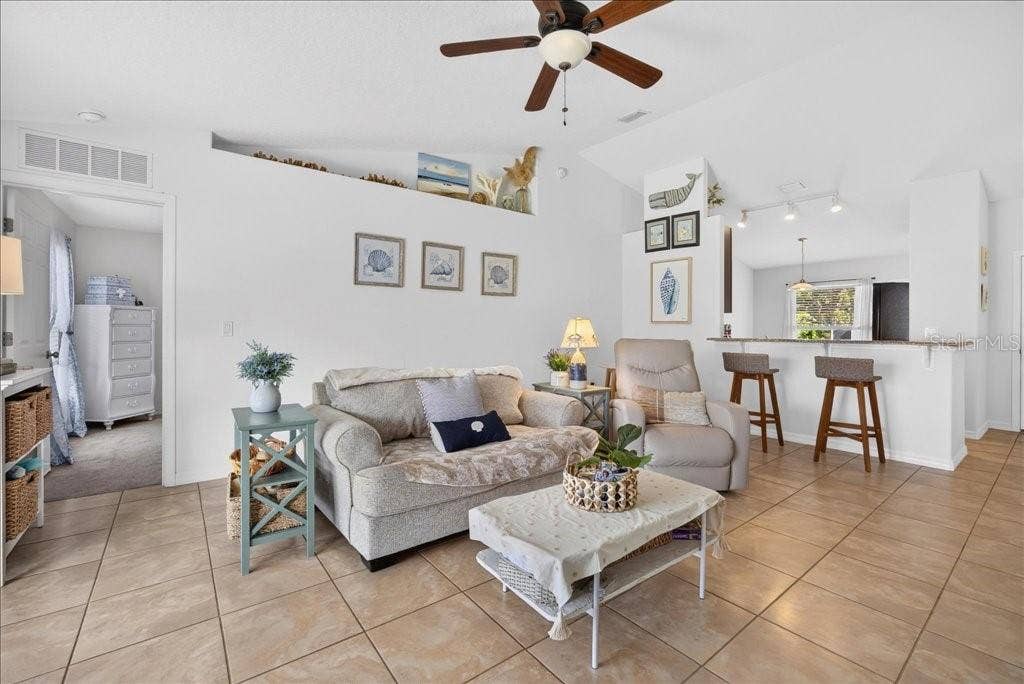 49 FORSYTHE LANE, Palm Coast, FL 32137 49 FORSYTHE LANE, Palm Coast, FL 32137