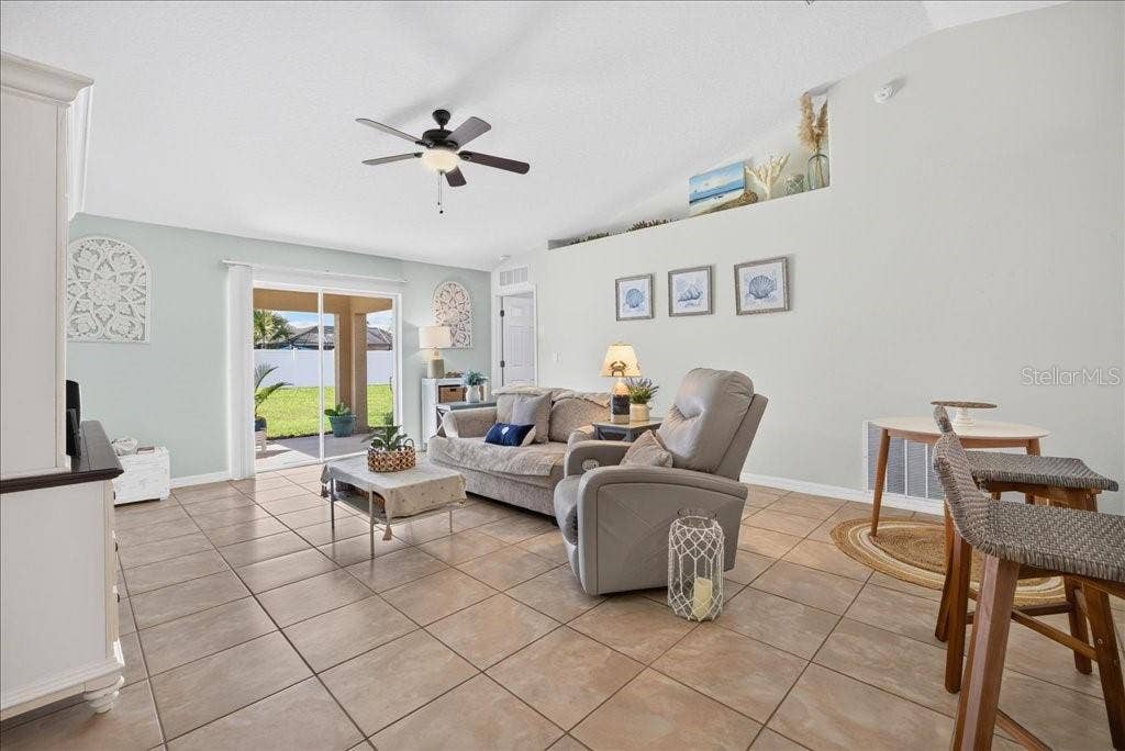 49 FORSYTHE LANE, Palm Coast, FL 32137 49 FORSYTHE LANE, Palm Coast, FL 32137