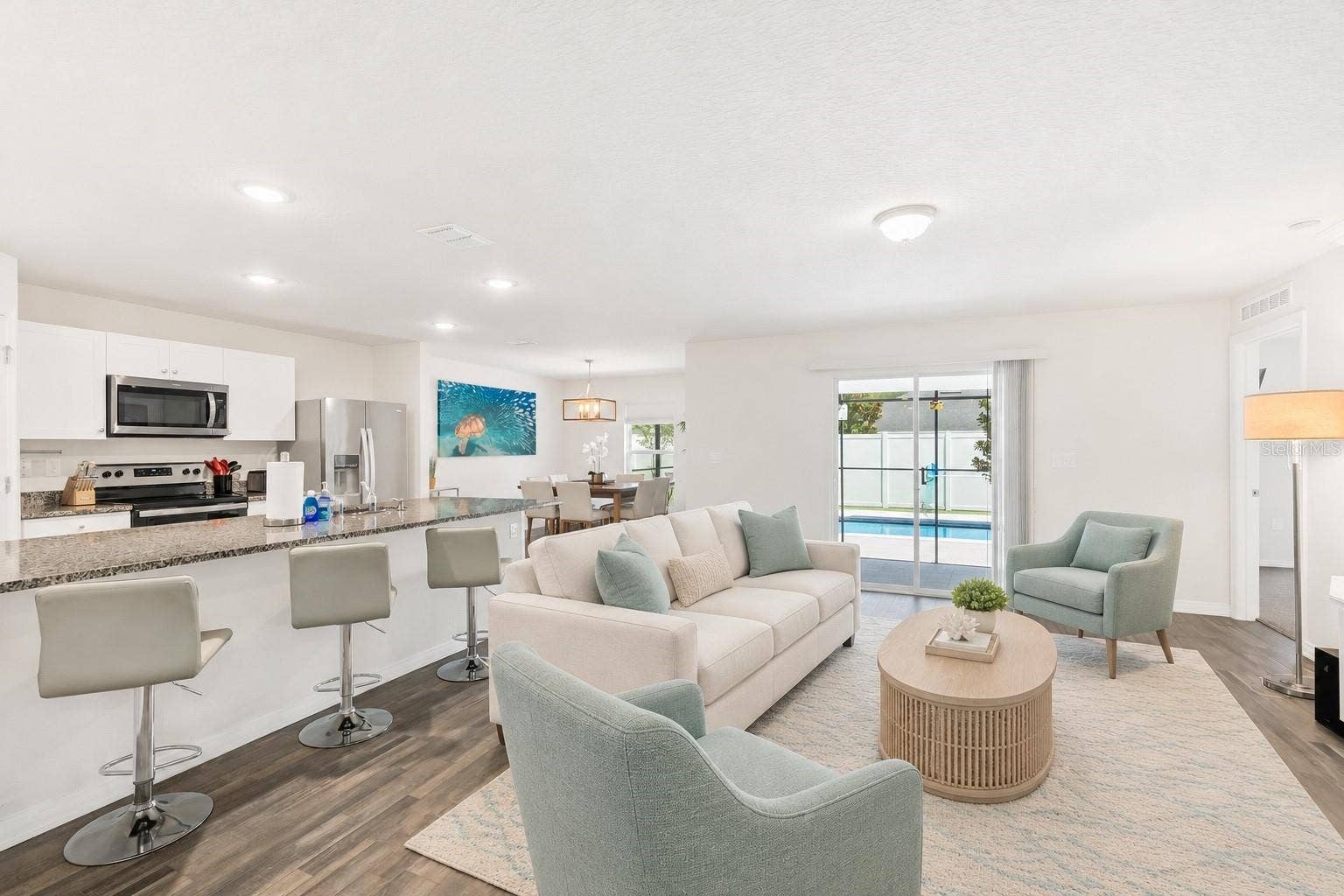 10 LLADD COURT, Palm Coast, FL 32164 THIS FURNITURE DOES NOT STAY