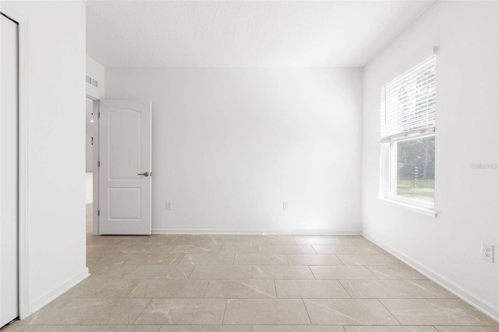 24 BEACON MILL LANE, Palm Coast, FL 32137