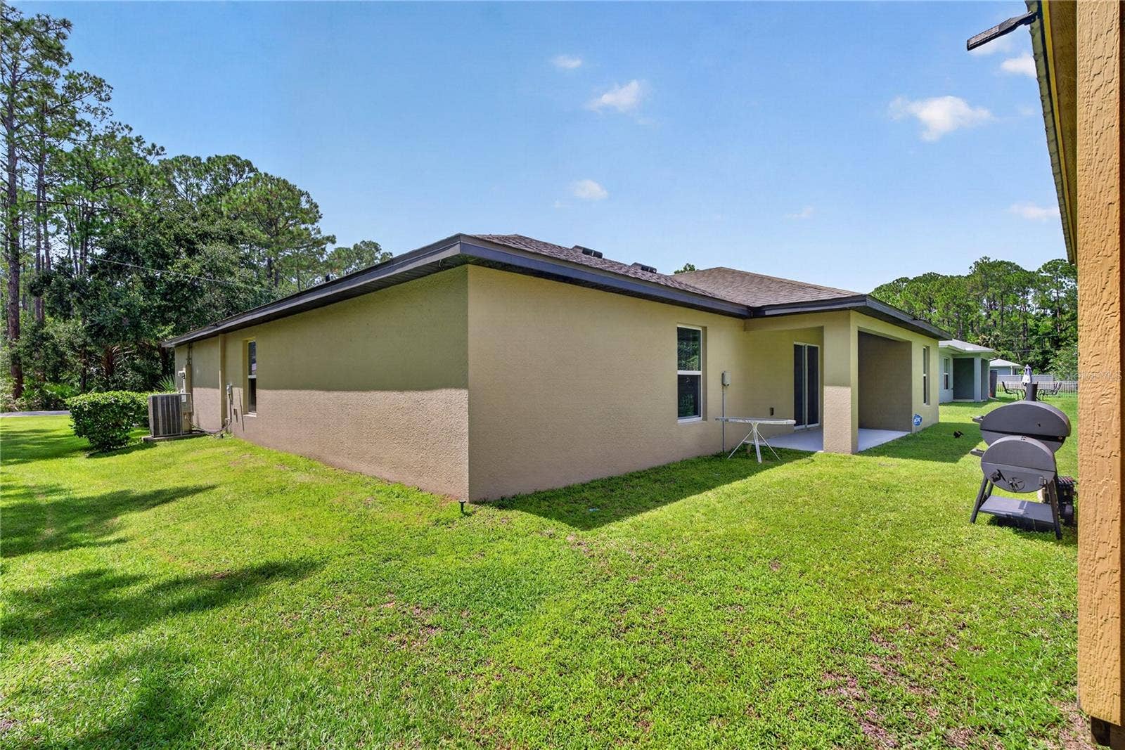 50 ULLIAN, Palm Coast, FL 32164 50 ULLIAN, Palm Coast, FL 32164