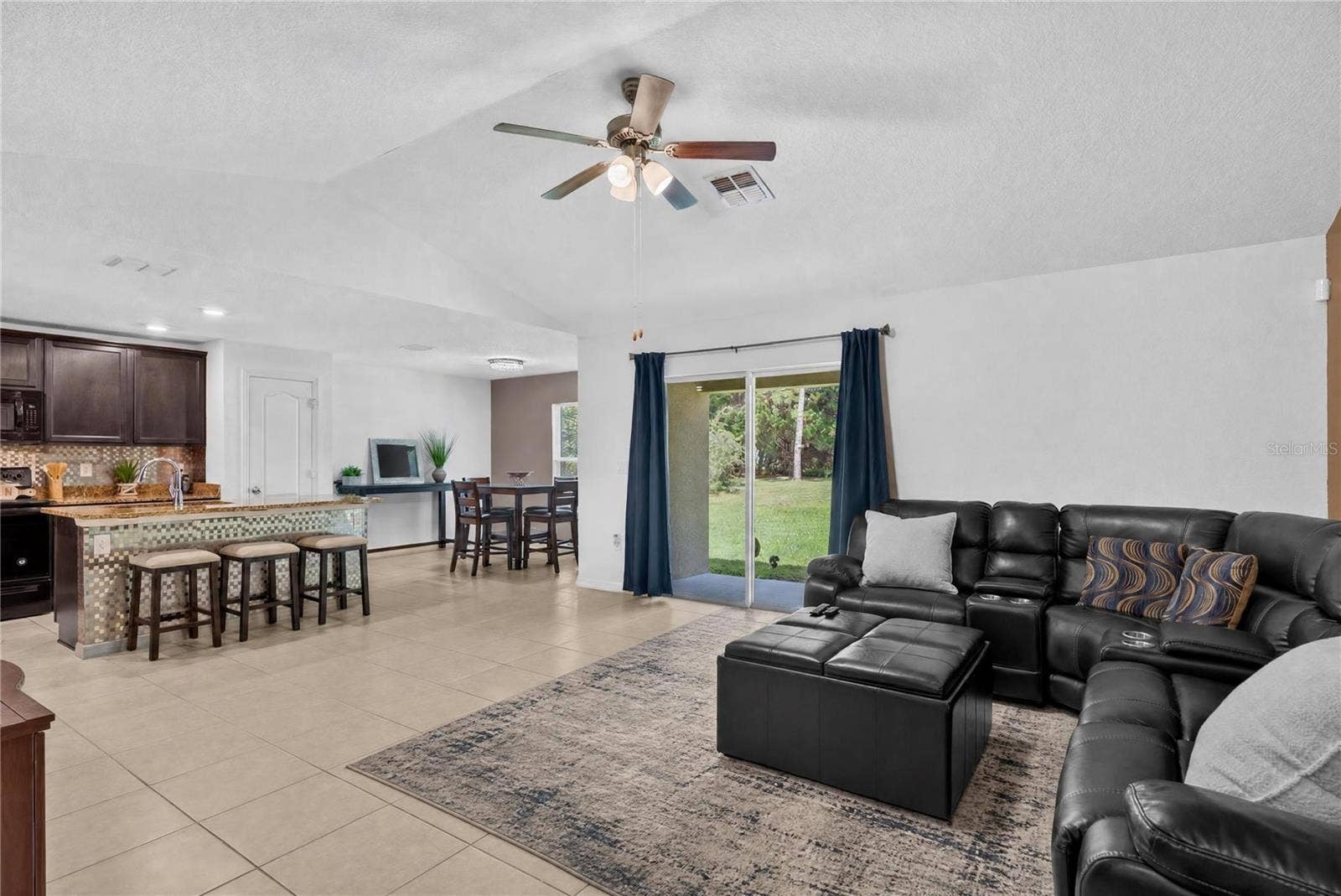 50 ULLIAN, Palm Coast, FL 32164 50 ULLIAN, Palm Coast, FL 32164