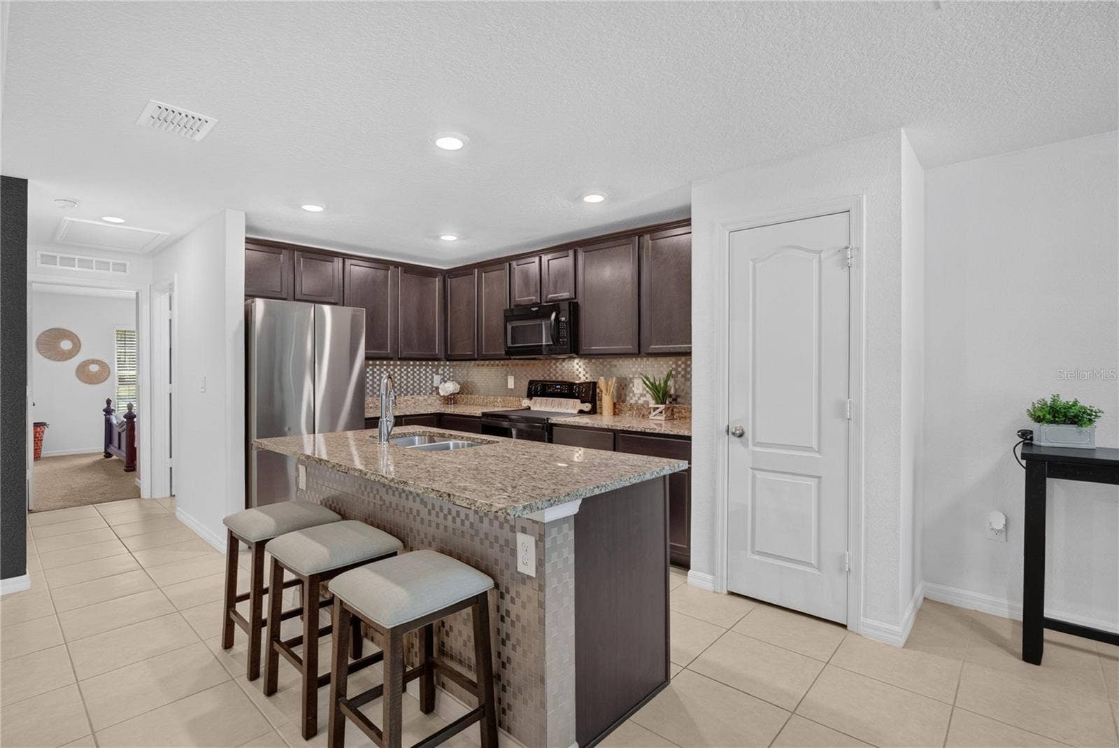 50 ULLIAN, Palm Coast, FL 32164 50 ULLIAN, Palm Coast, FL 32164
