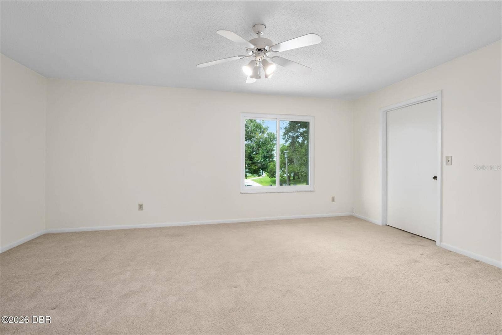 7 WATERFRONT COURT, Ormond Beach, FL 32174 7 WATERFRONT COURT, Ormond Beach, FL 32174