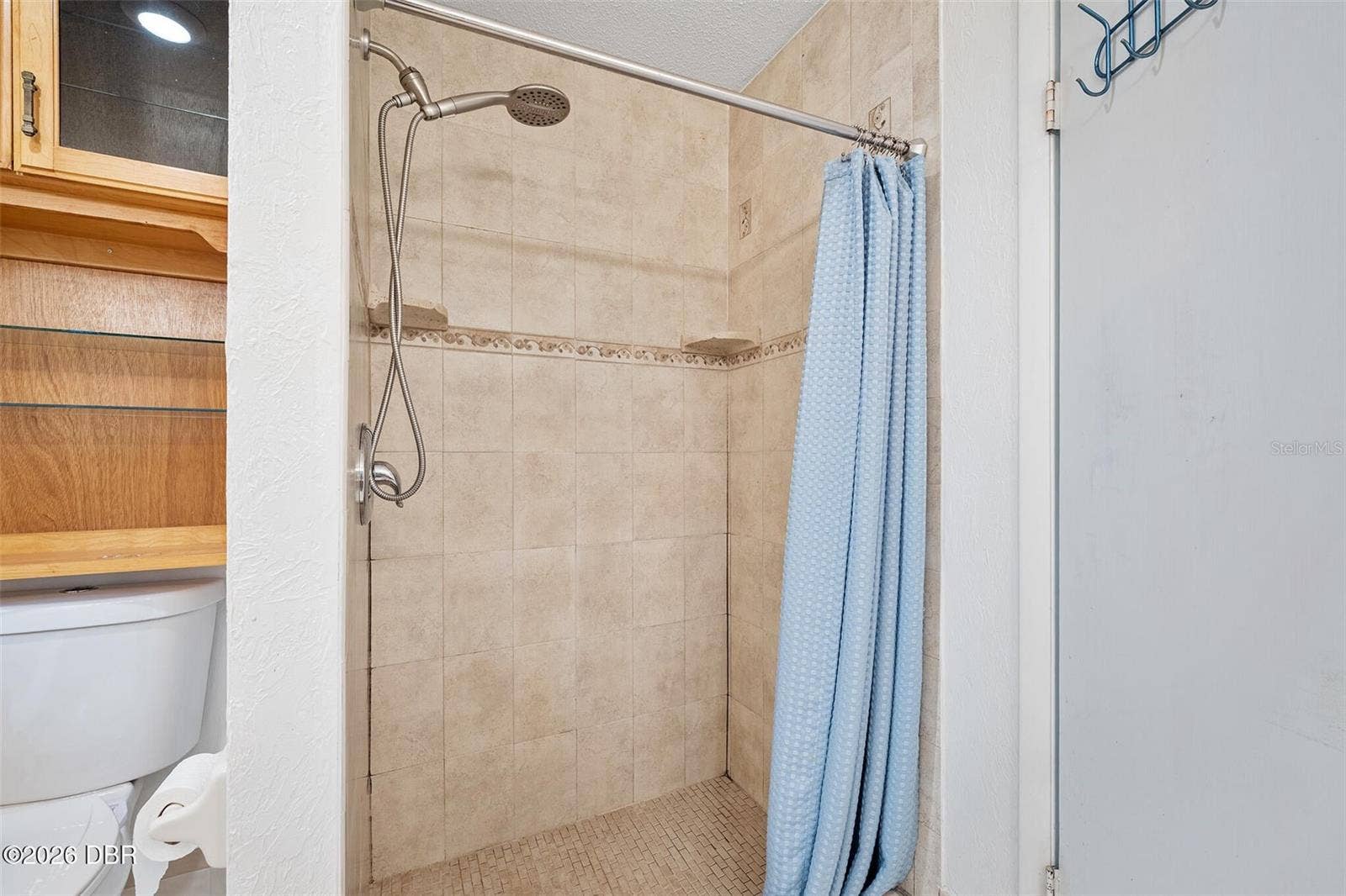 7 WATERFRONT COURT, Ormond Beach, FL 32174 7 WATERFRONT COURT, Ormond Beach, FL 32174