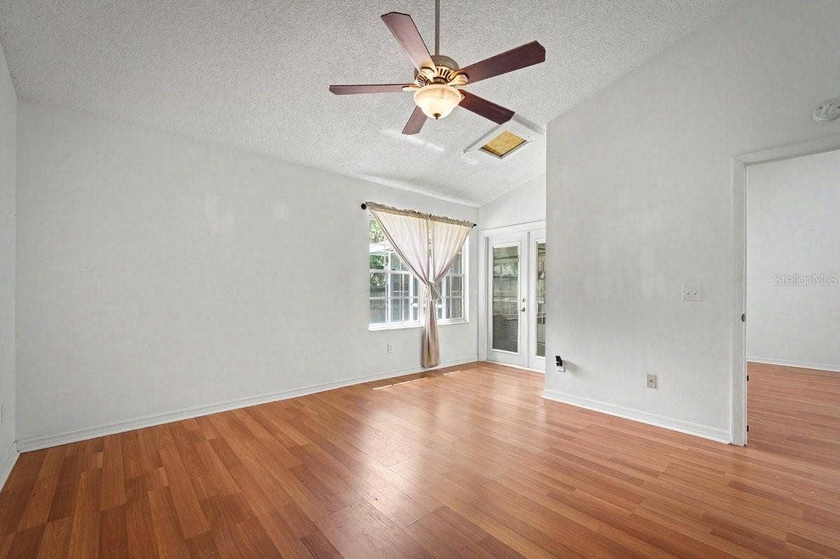 4574 WANDERING OAKS COURT, Jacksonville, FL 32257 4574 WANDERING OAKS COURT, Jacksonville, FL 32257
