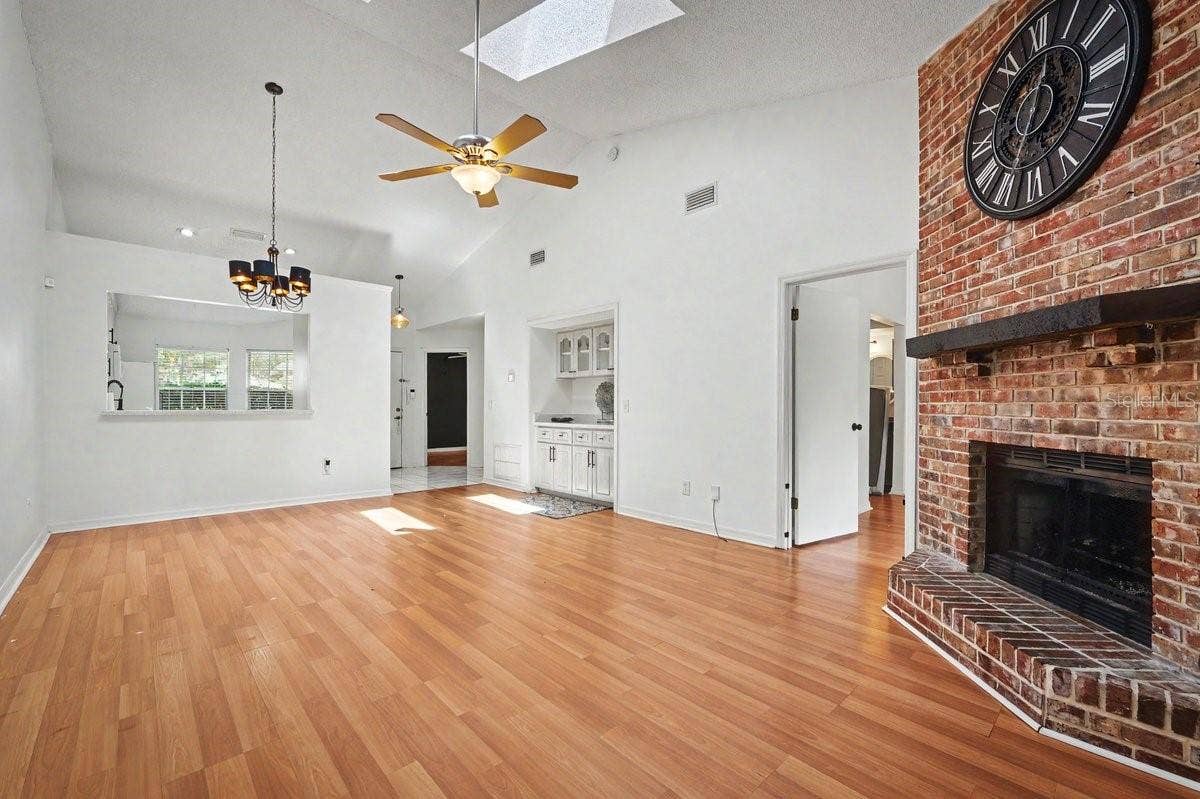 4574 WANDERING OAKS COURT, Jacksonville, FL 32257 4574 WANDERING OAKS COURT, Jacksonville, FL 32257