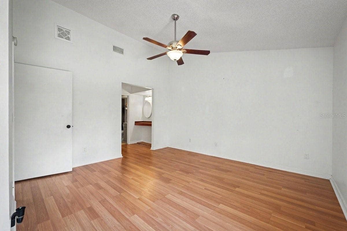 4574 WANDERING OAKS COURT, Jacksonville, FL 32257 4574 WANDERING OAKS COURT, Jacksonville, FL 32257