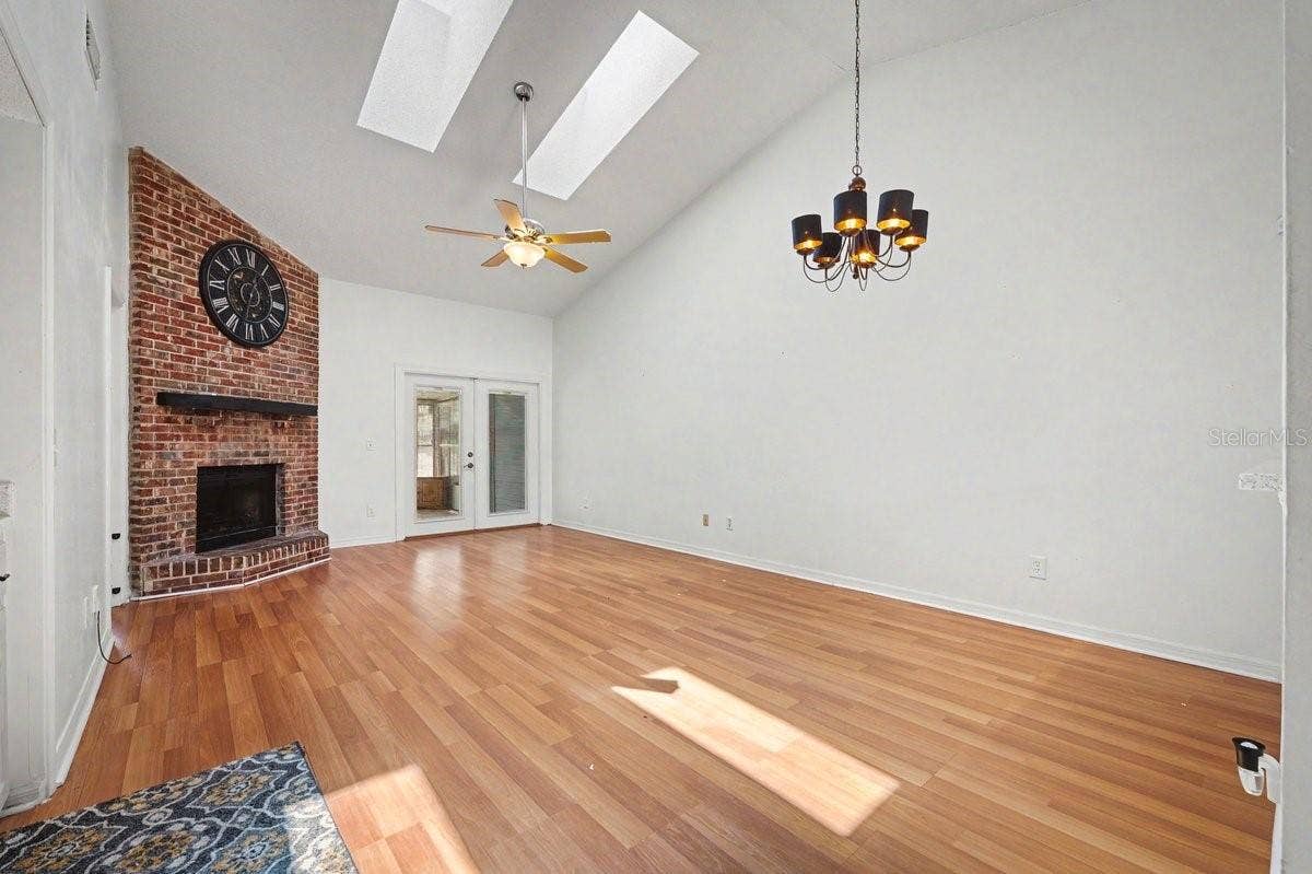 4574 WANDERING OAKS COURT, Jacksonville, FL 32257 4574 WANDERING OAKS COURT, Jacksonville, FL 32257