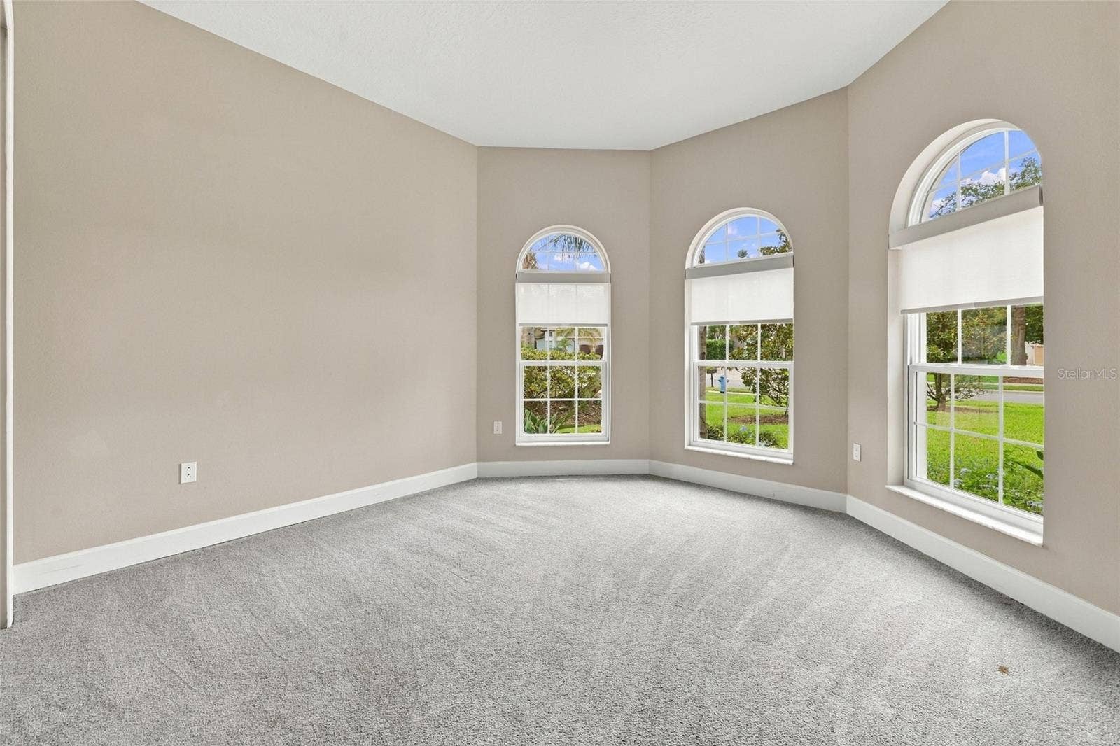 27 S RIVERWALK DRIVE, Palm Coast, FL 32137 27 S RIVERWALK DRIVE, Palm Coast, FL 32137