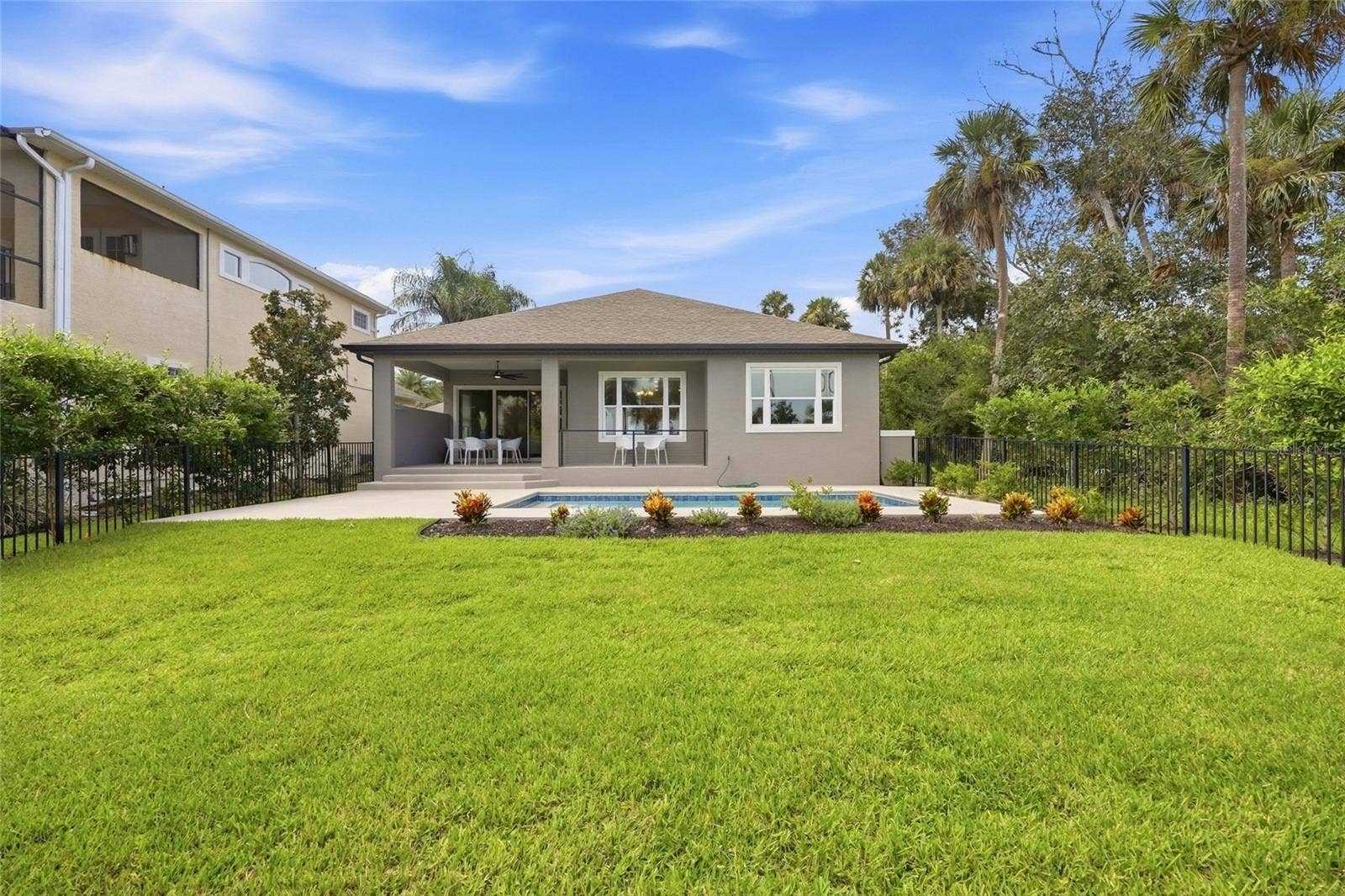 27 S RIVERWALK DRIVE, Palm Coast, FL 32137 27 S RIVERWALK DRIVE, Palm Coast, FL 32137