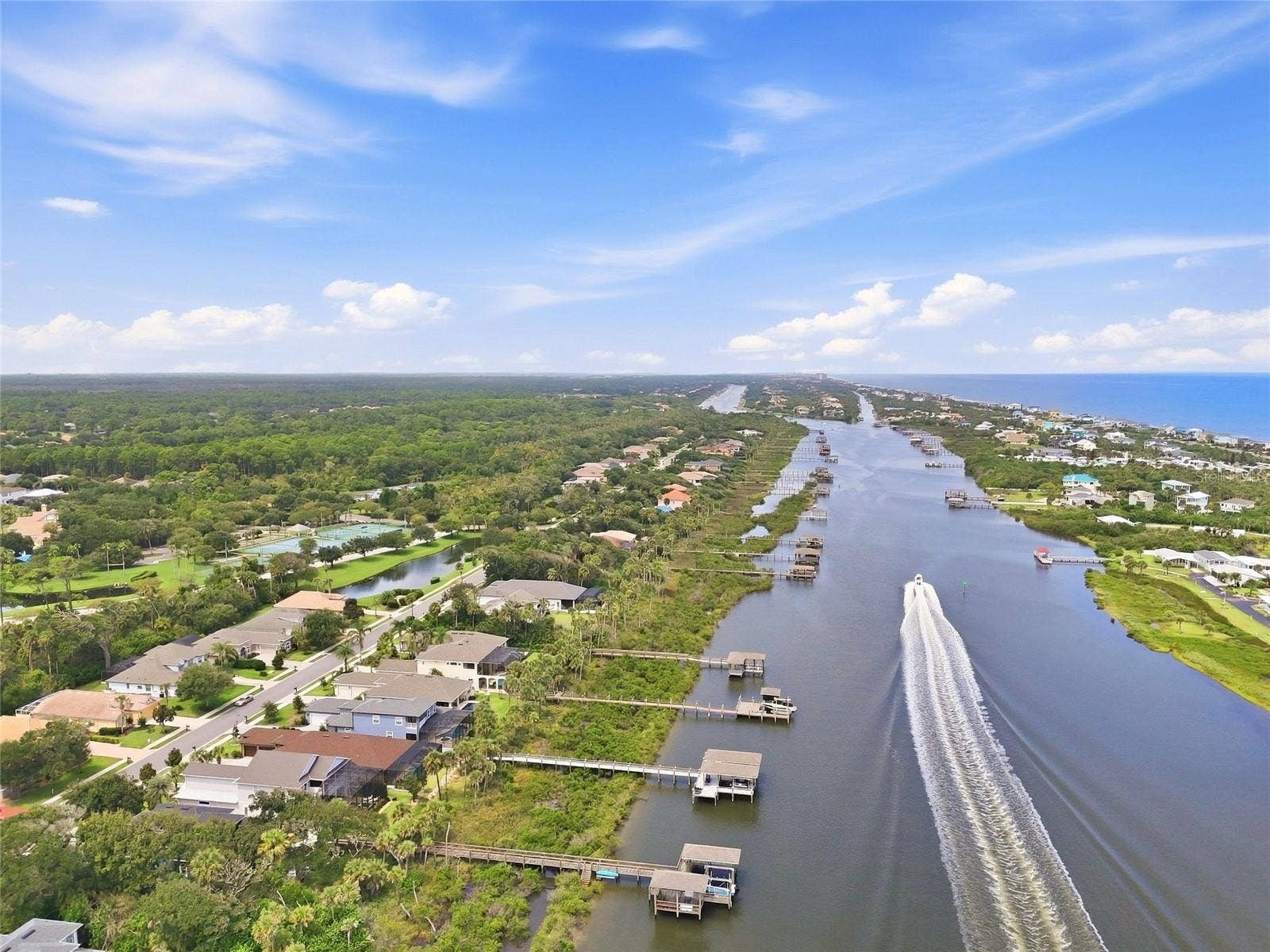 27 S RIVERWALK DRIVE, Palm Coast, FL 32137 27 S RIVERWALK DRIVE, Palm Coast, FL 32137