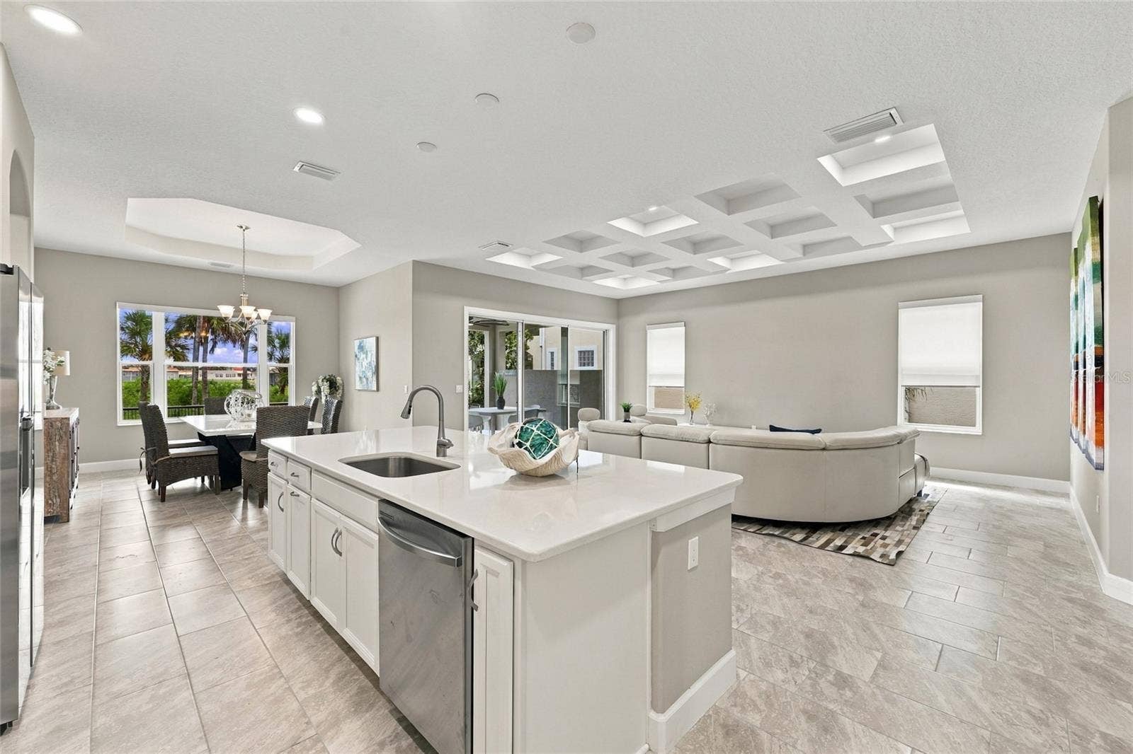 27 S RIVERWALK DRIVE, Palm Coast, FL 32137 27 S RIVERWALK DRIVE, Palm Coast, FL 32137