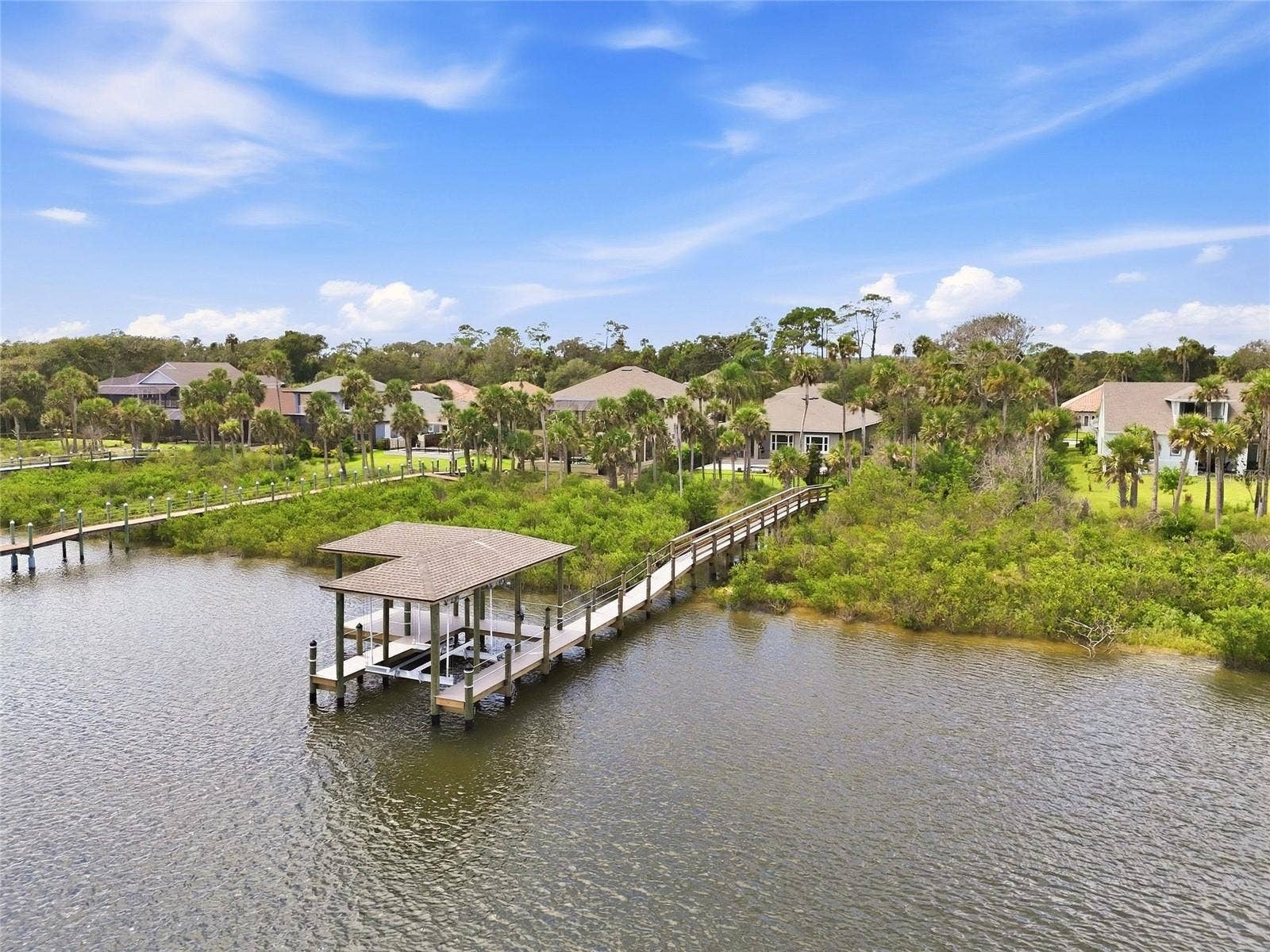27 S RIVERWALK DRIVE, Palm Coast, FL 32137 27 S RIVERWALK DRIVE, Palm Coast, FL 32137