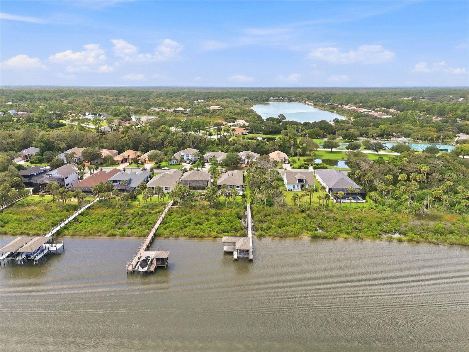 27 S RIVERWALK DRIVE, Palm Coast, FL 32137 27 S RIVERWALK DRIVE, Palm Coast, FL 32137