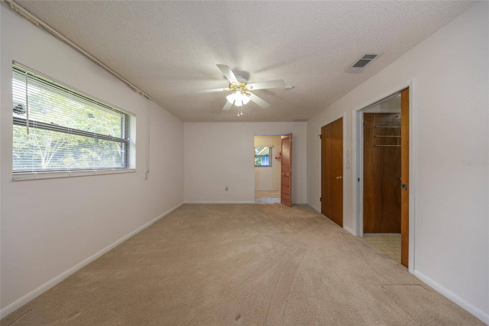 70 FURNESS PLACE, Palm Coast, FL 32137 70 FURNESS PLACE, Palm Coast, FL 32137