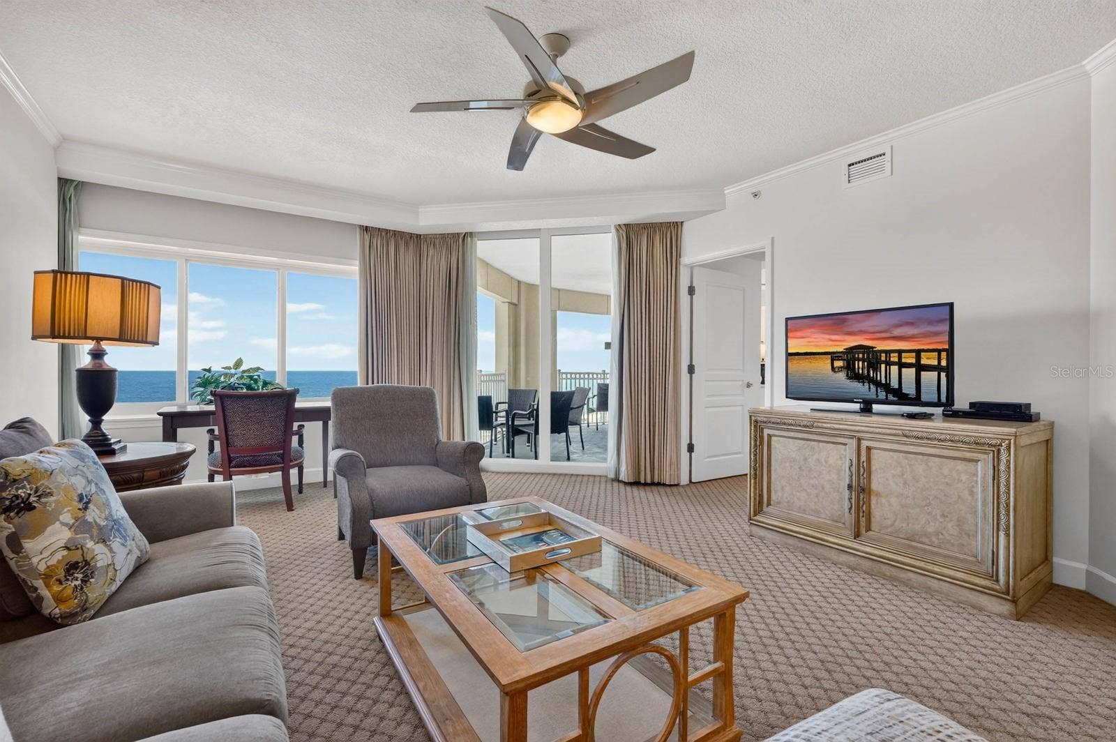 200 OCEAN CREST DRIVE, #813, Palm Coast, FL 32137 200 OCEAN CREST DRIVE, #813, Palm Coast, FL 32137