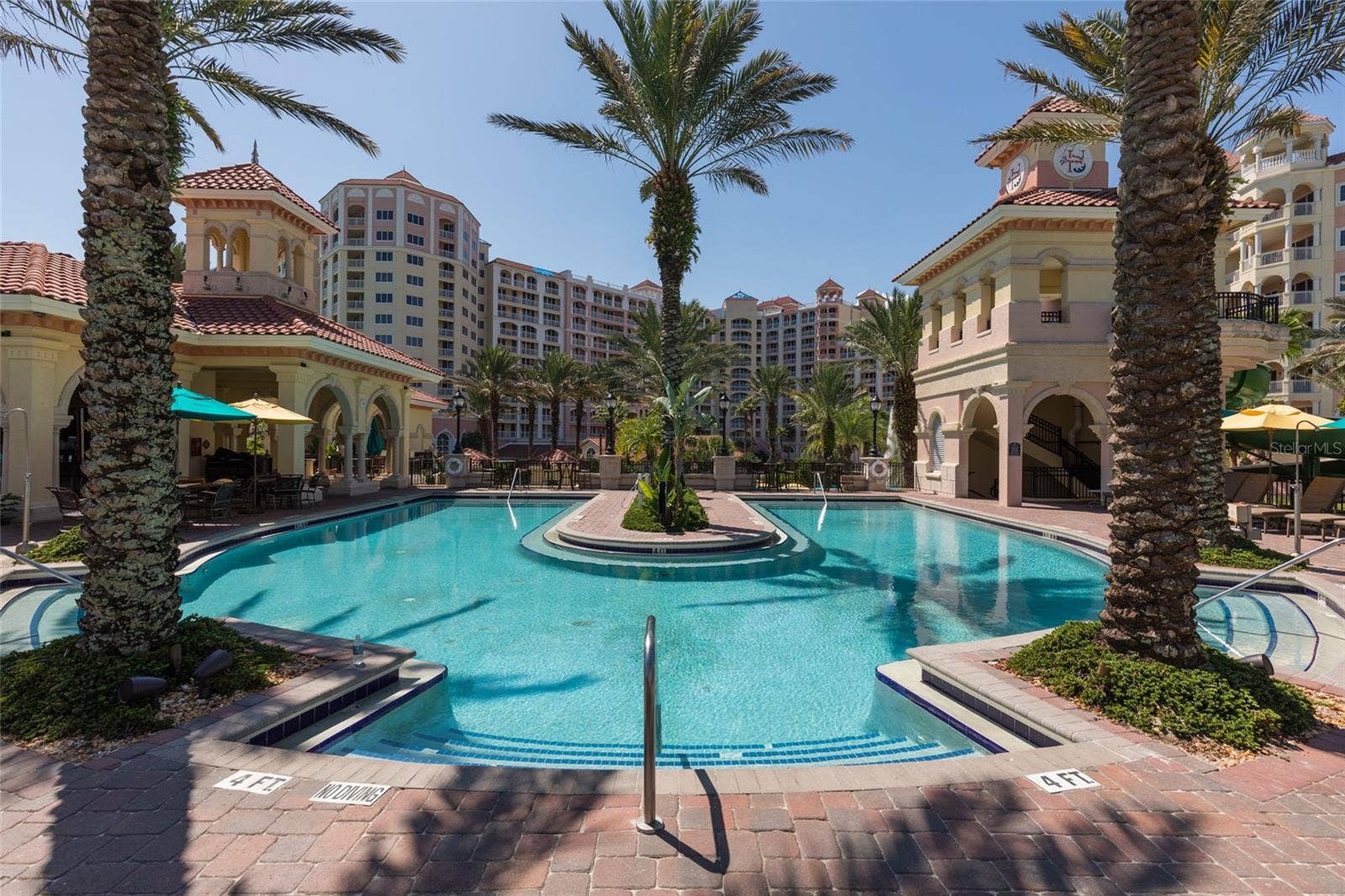 200 OCEAN CREST DRIVE, #813, Palm Coast, FL 32137 200 OCEAN CREST DRIVE, #813, Palm Coast, FL 32137