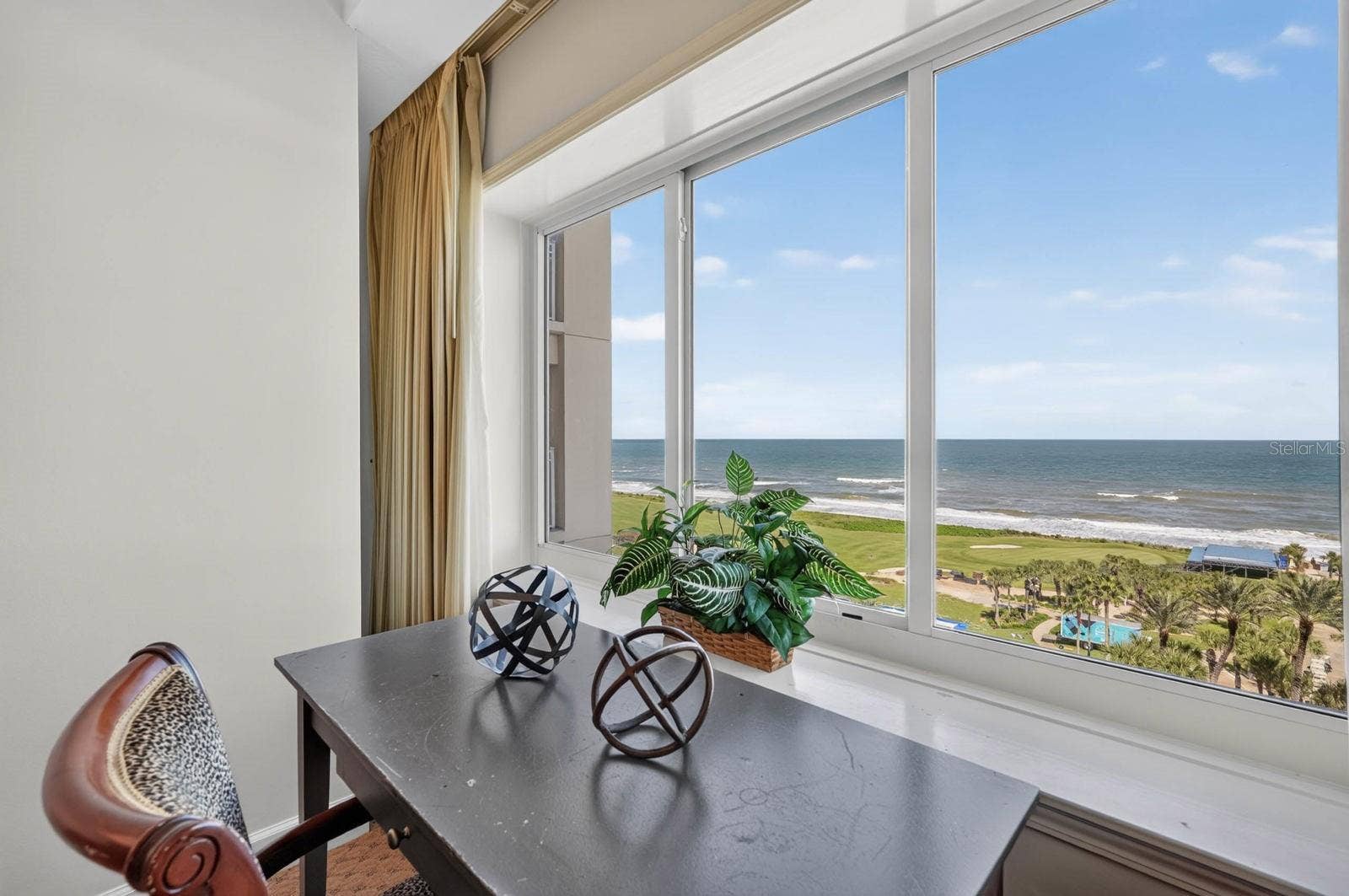 200 OCEAN CREST DRIVE, #813, Palm Coast, FL 32137 200 OCEAN CREST DRIVE, #813, Palm Coast, FL 32137