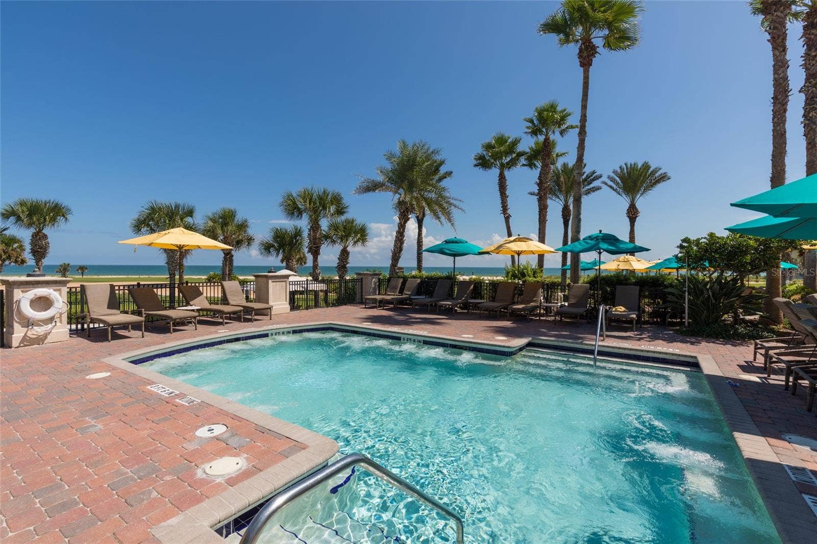 200 OCEAN CREST DRIVE, #813, Palm Coast, FL 32137 200 OCEAN CREST DRIVE, #813, Palm Coast, FL 32137