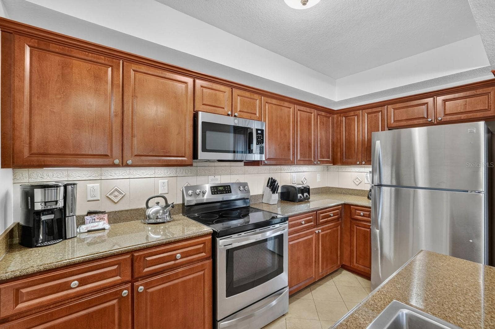 200 OCEAN CREST DRIVE, #813, Palm Coast, FL 32137 200 OCEAN CREST DRIVE, #813, Palm Coast, FL 32137