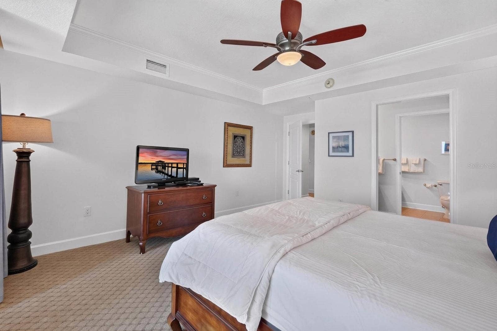 200 OCEAN CREST DRIVE, #813, Palm Coast, FL 32137 200 OCEAN CREST DRIVE, #813, Palm Coast, FL 32137