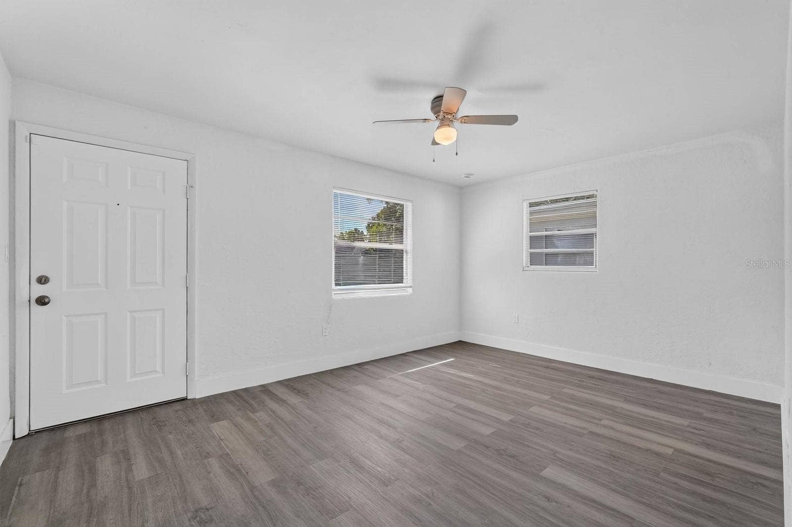 2425 ANASTASIA DRIVE, South Daytona, FL 32119 2425 ANASTASIA DRIVE, South Daytona, FL 32119