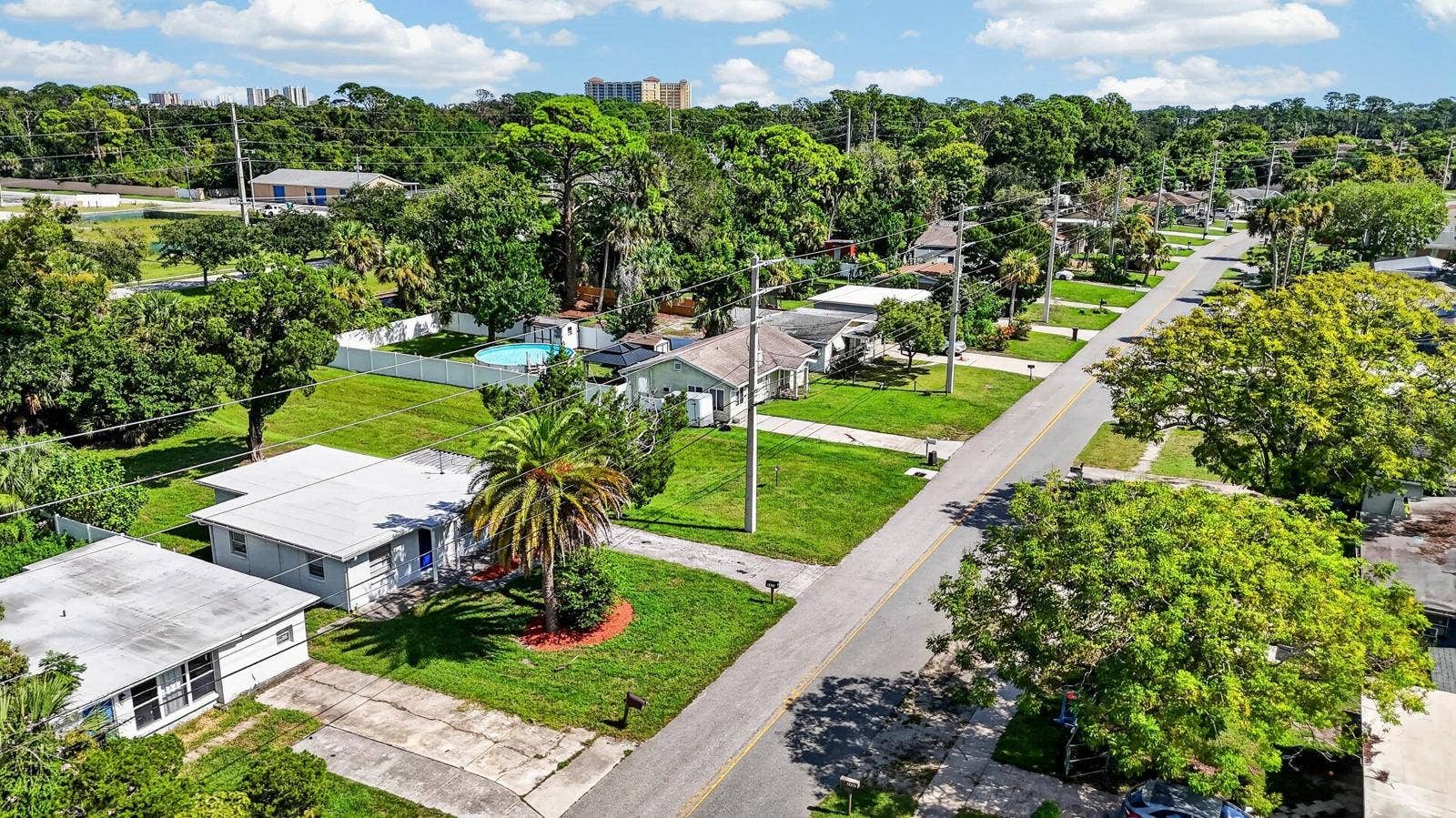 2425 ANASTASIA DRIVE, South Daytona, FL 32119 2425 ANASTASIA DRIVE, South Daytona, FL 32119