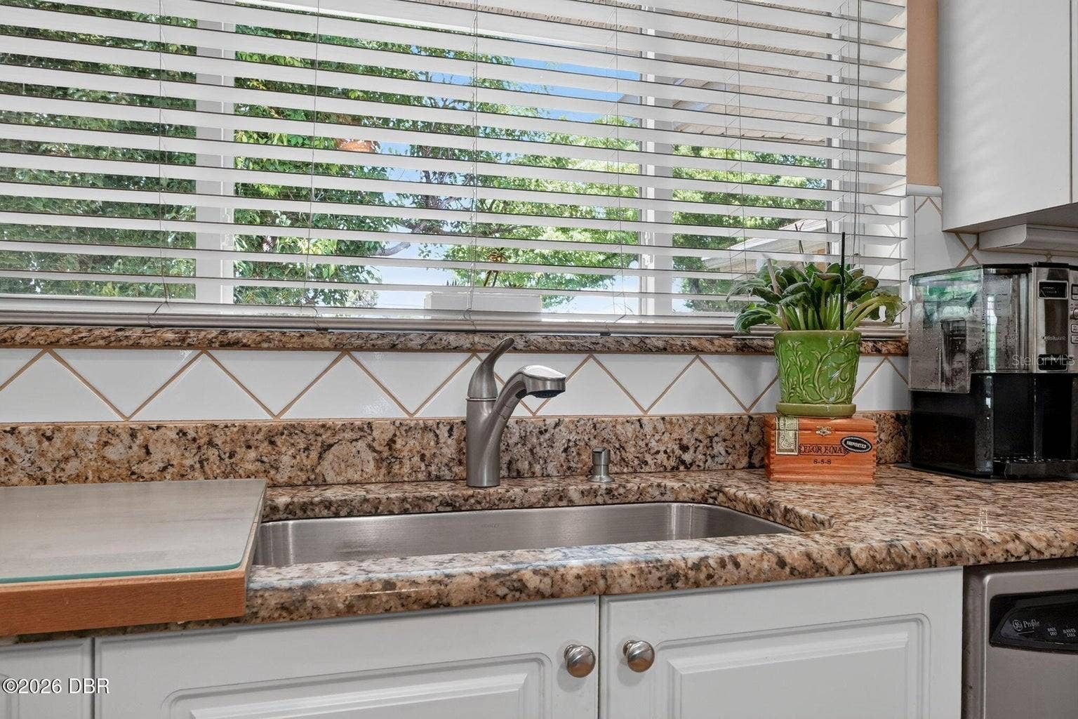2229 S PENINSULA DRIVE, Daytona Beach, FL 32118 2229 S PENINSULA DRIVE, Daytona Beach, FL 32118
