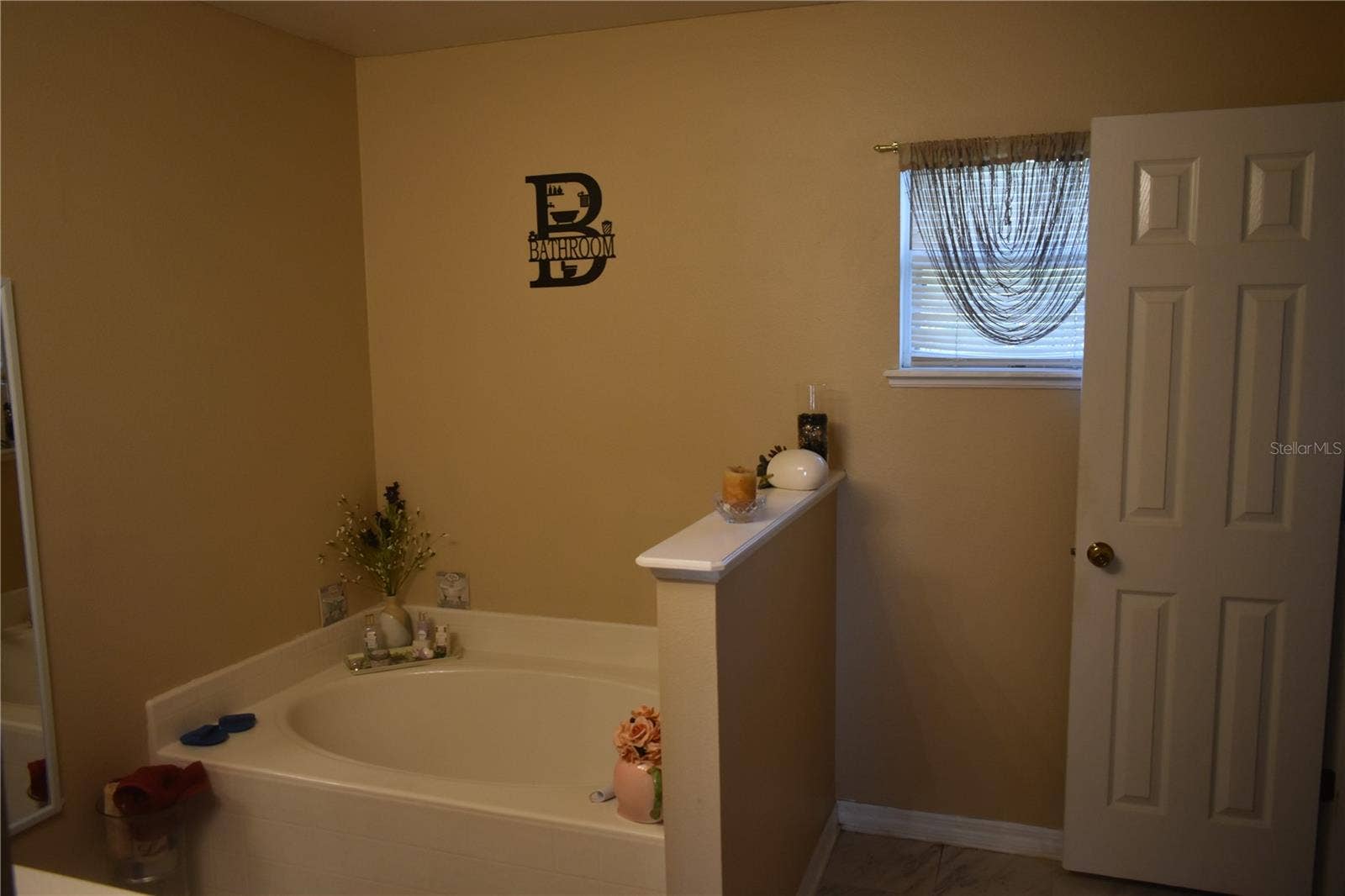 49 BUFFALO GROVE DRIVE, Palm Coast, FL 32137 49 BUFFALO GROVE DRIVE, Palm Coast, FL 32137