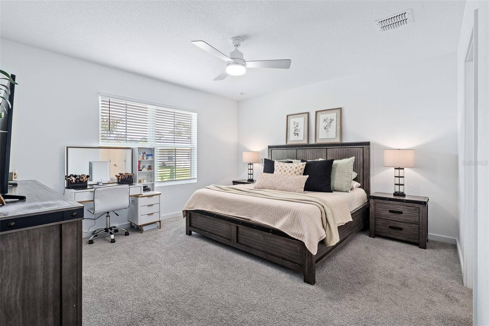 17 BIRCHWOOD PLACE, Palm Coast, FL 32137 17 BIRCHWOOD PLACE, Palm Coast, FL 32137
