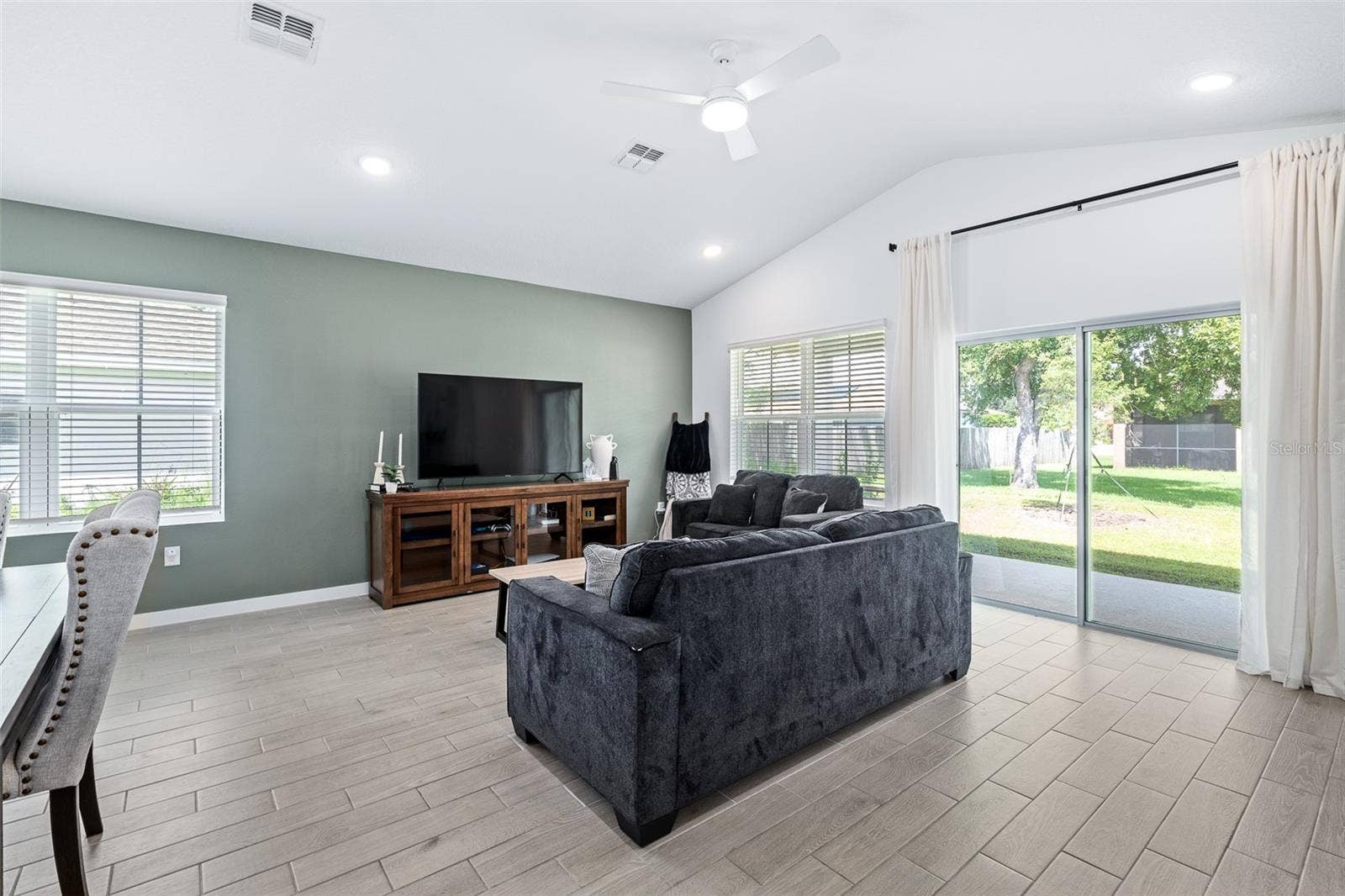 17 BIRCHWOOD PLACE, Palm Coast, FL 32137 17 BIRCHWOOD PLACE, Palm Coast, FL 32137