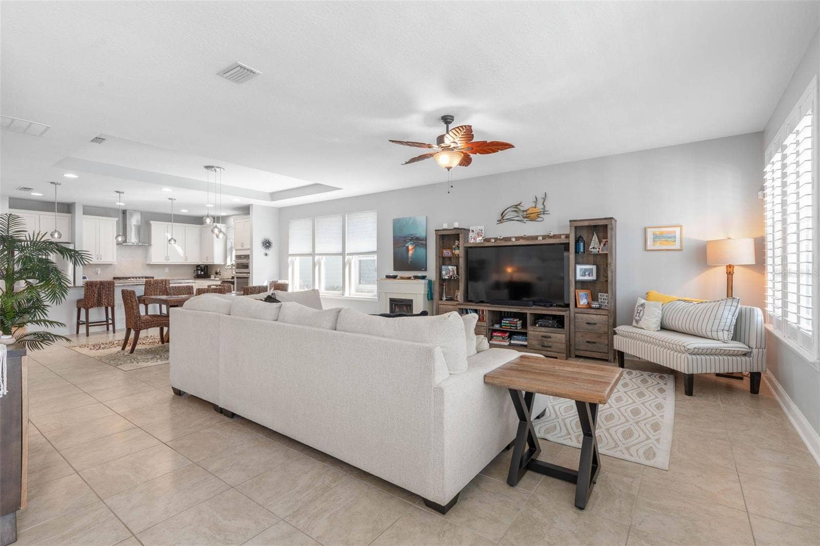 8 HIDDEN TREASURE DRIVE, Palm Coast, FL 32137 8 HIDDEN TREASURE DRIVE, Palm Coast, FL 32137