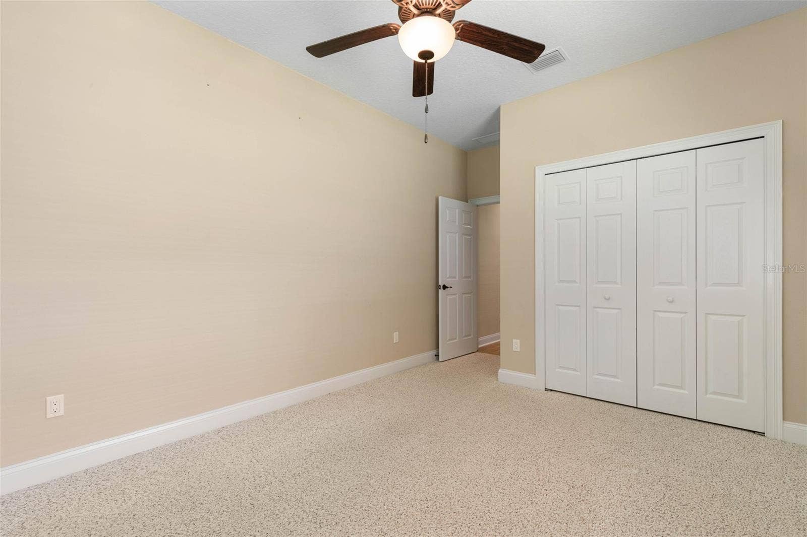 9 RIVER OAKS WAY, Palm Coast, FL 32137 9 RIVER OAKS WAY, Palm Coast, FL 32137