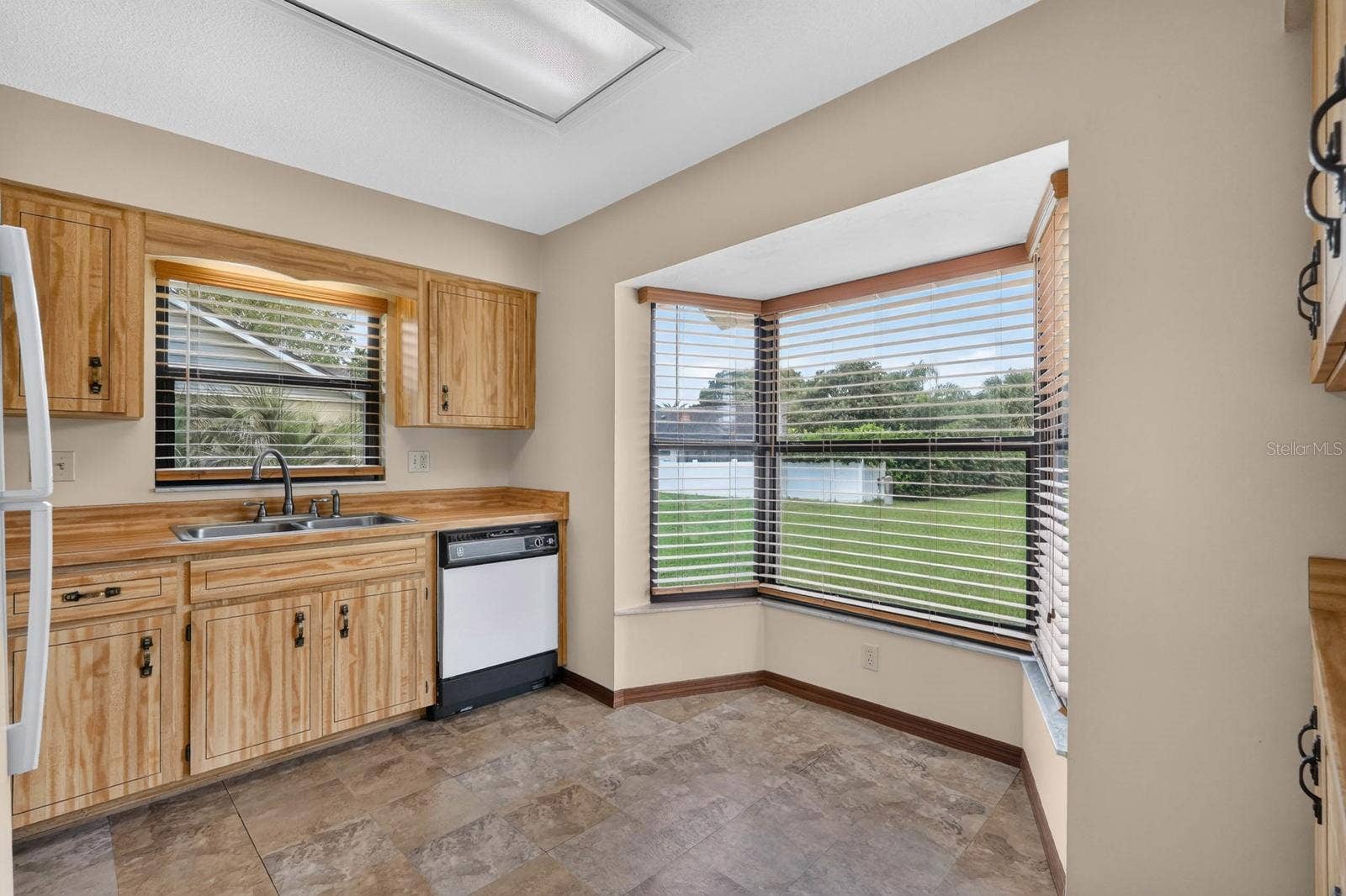 104 COLLEEN DRIVE, Daytona Beach, FL 32119 104 COLLEEN DRIVE, Daytona Beach, FL 32119