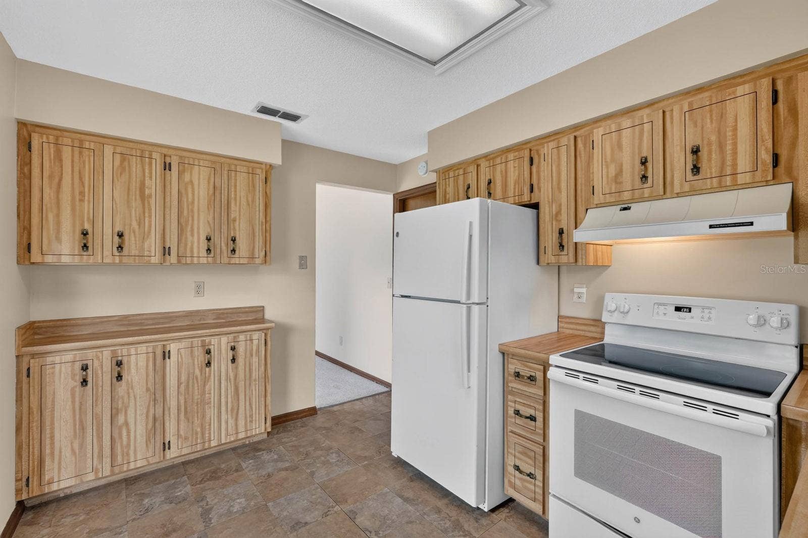 104 COLLEEN DRIVE, Daytona Beach, FL 32119 104 COLLEEN DRIVE, Daytona Beach, FL 32119